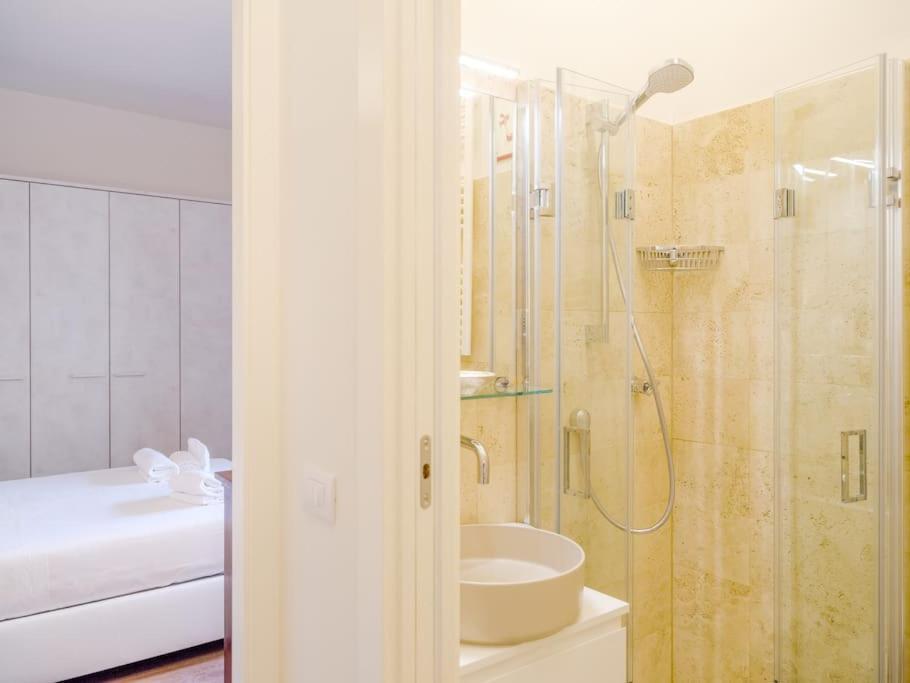 Casa Silvia - Honeymoon Flat With Terrace Apartment