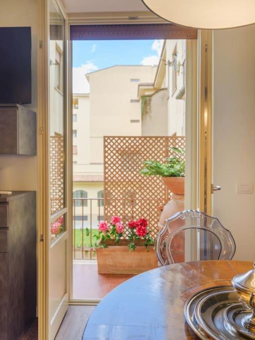 Casa Silvia - Honeymoon Flat With Terrace Apartment Florence