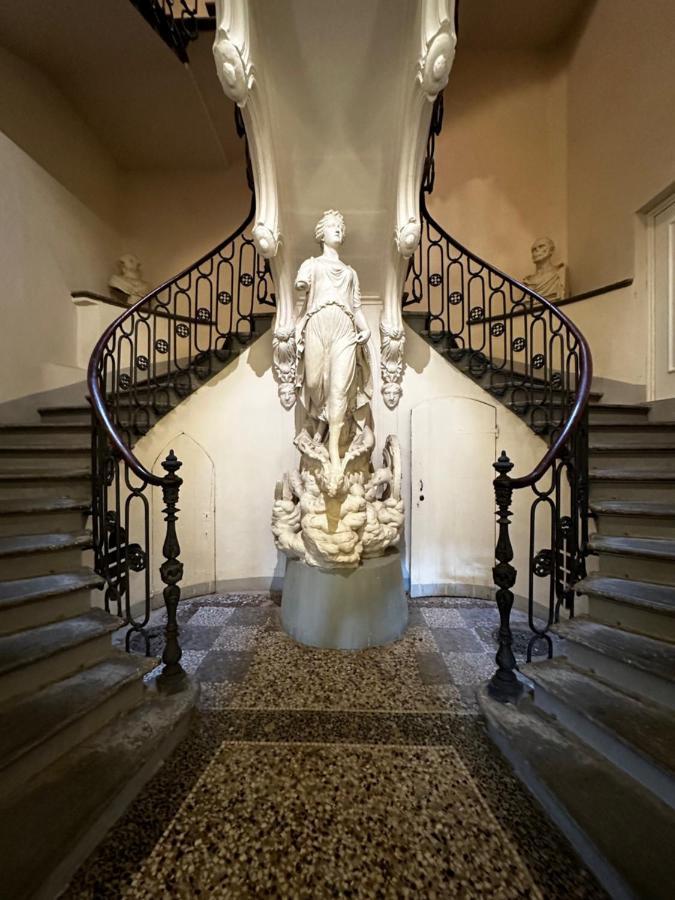 Apartment Elegance In The Center Of Florence: Palazzo *
