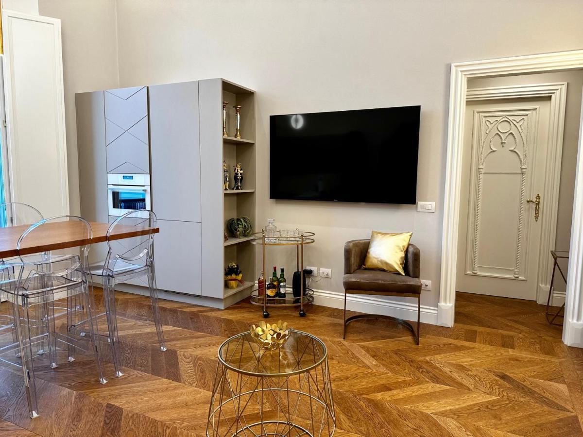 Elegance In The Center Of Florence: Palazzo Florence