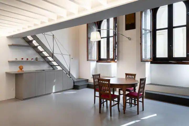 Apartment Unyca Domus22 Duomo Florence