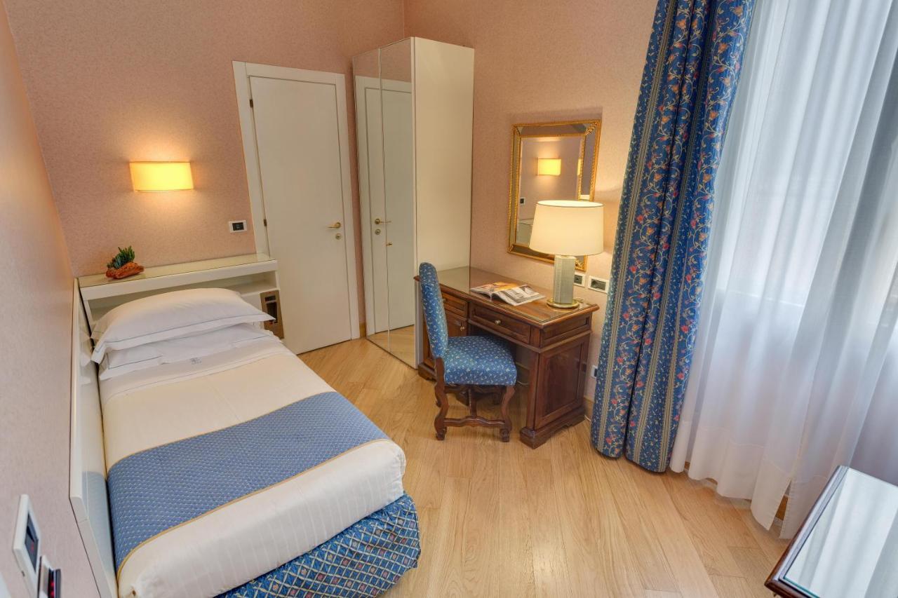 Rivoli Boutique 4* Florence