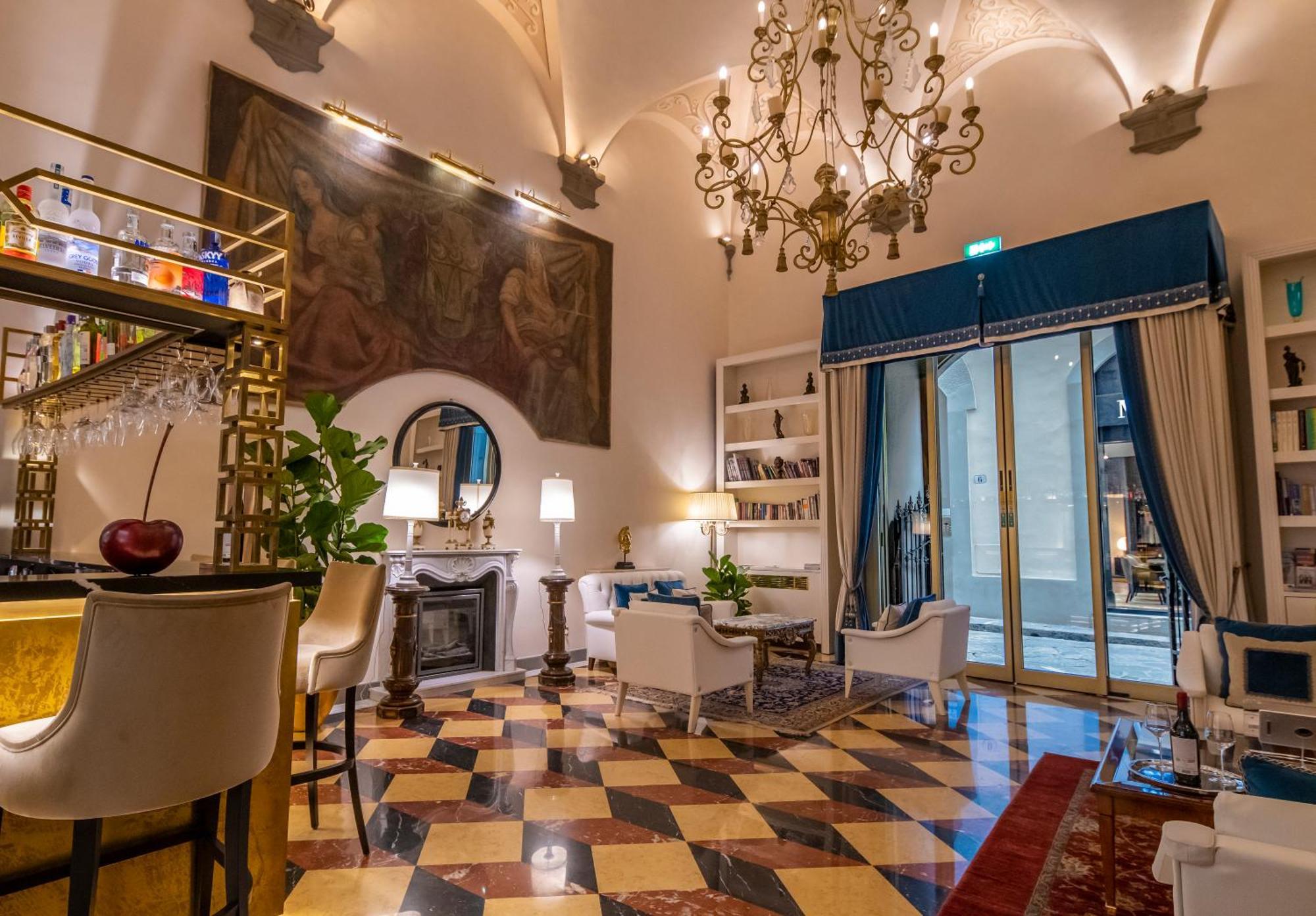 Hotel Golden Tower & Florence