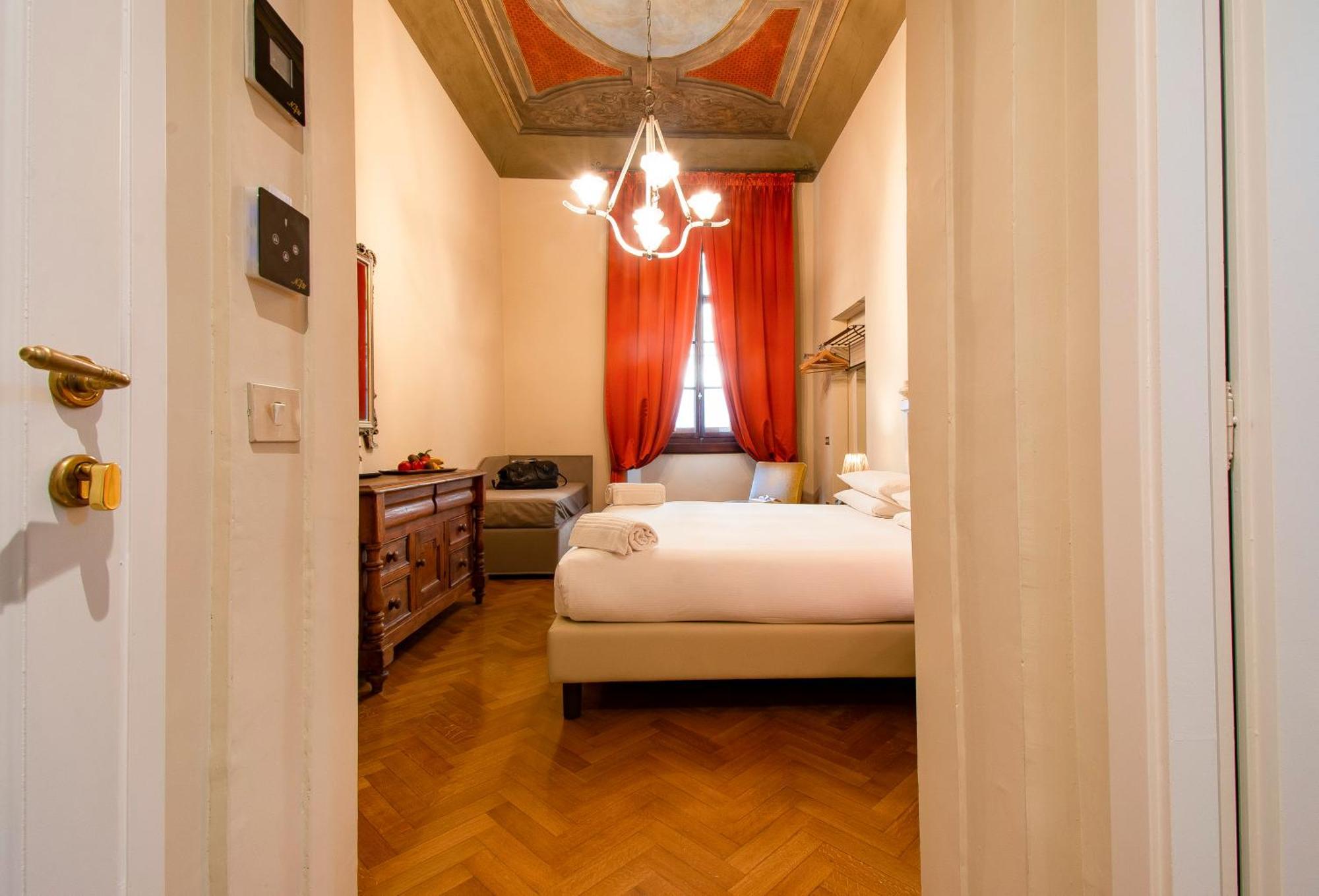N4u Bed & Breakfast 3*