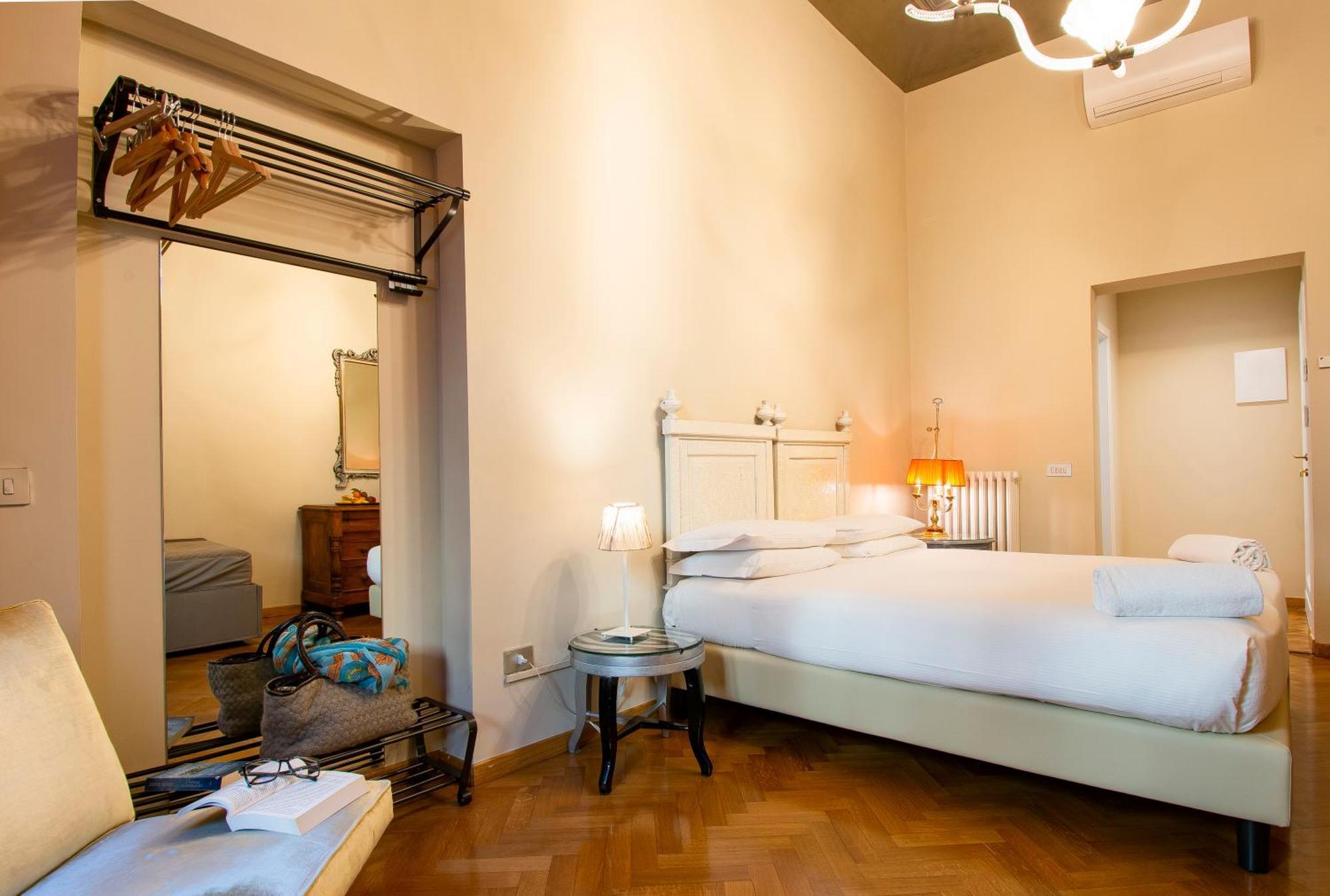 N4u 3* Florence