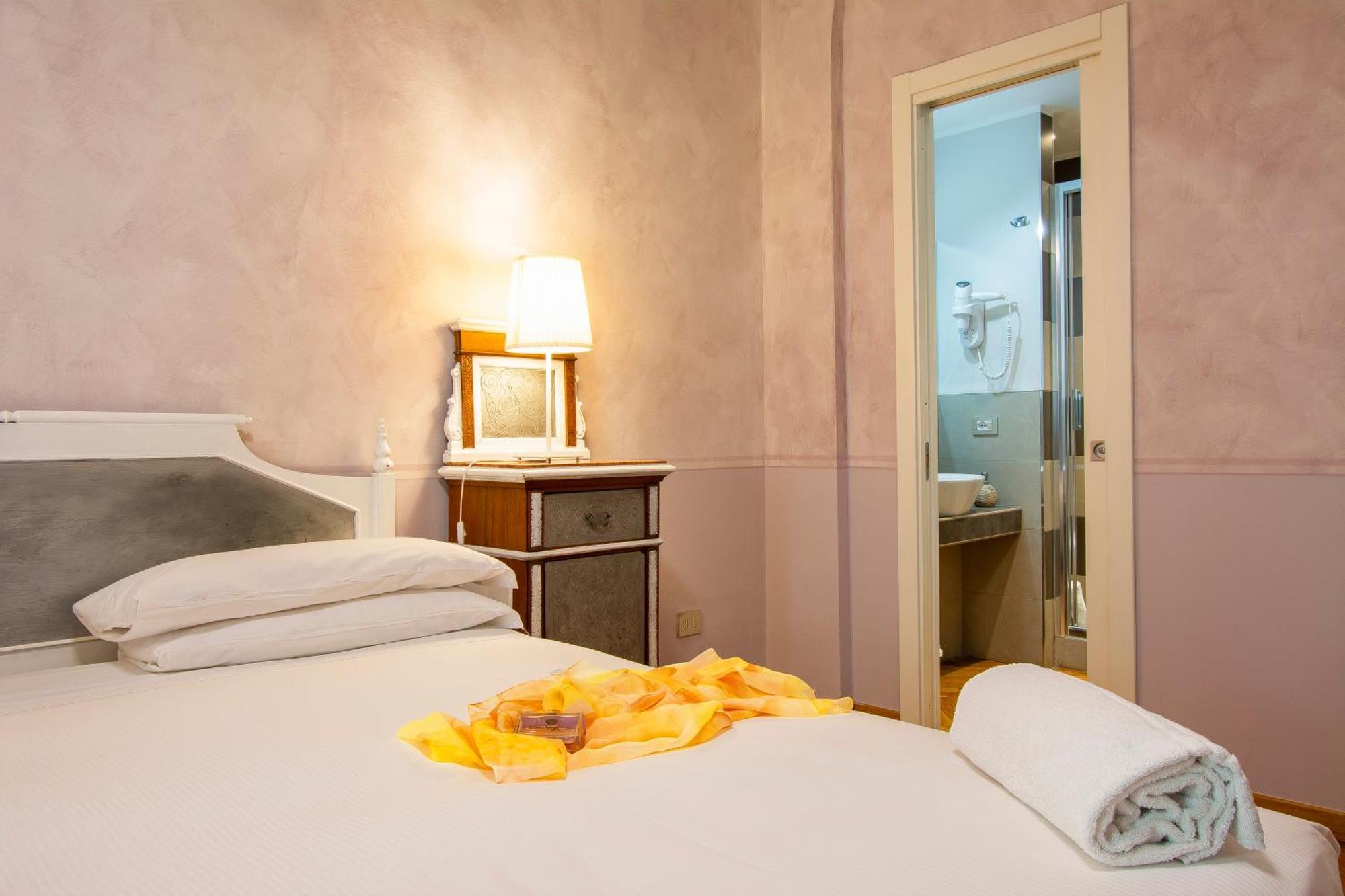 N4u Bed & Breakfast 3*