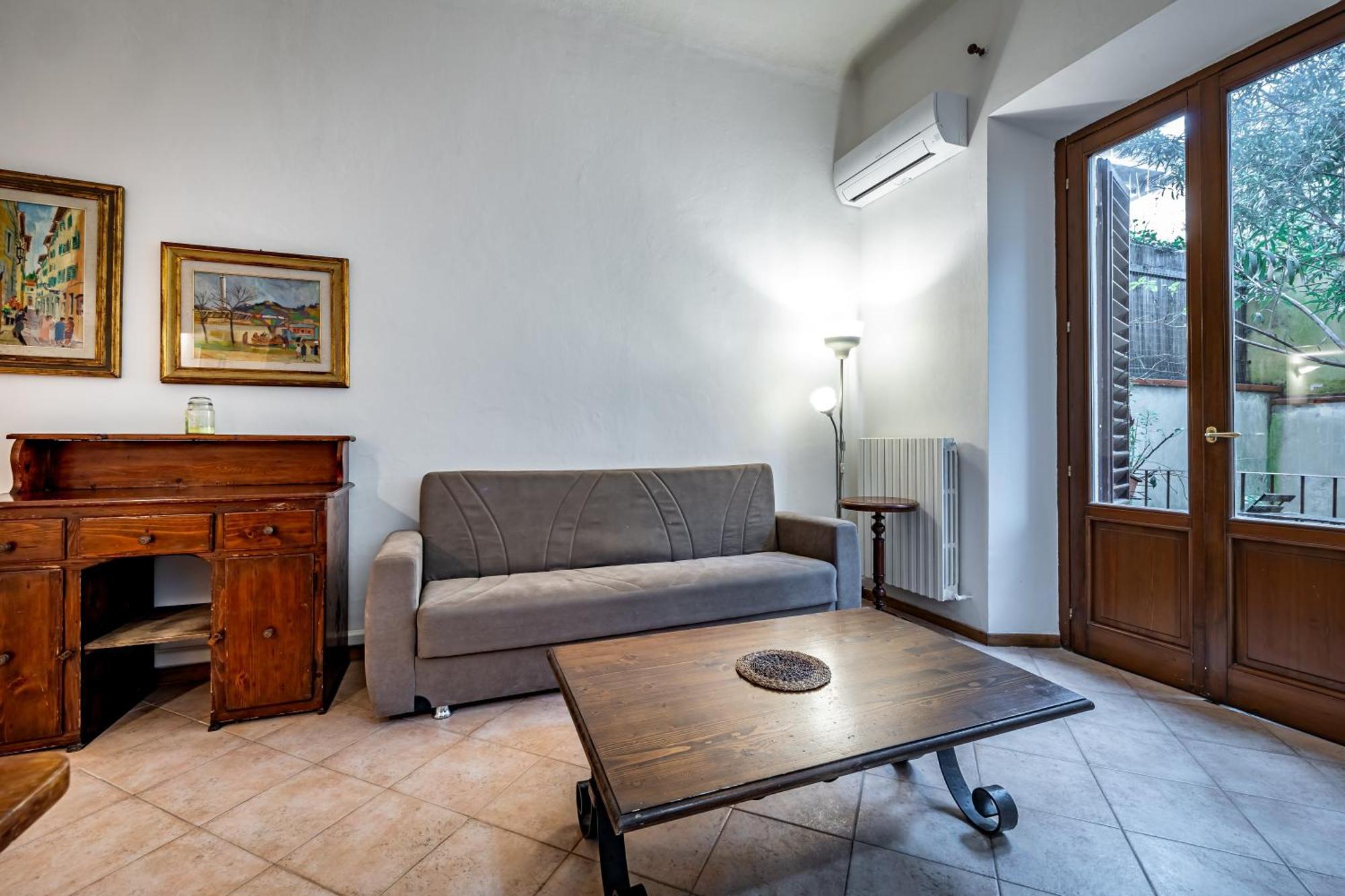 Con Giardino Apartment *
