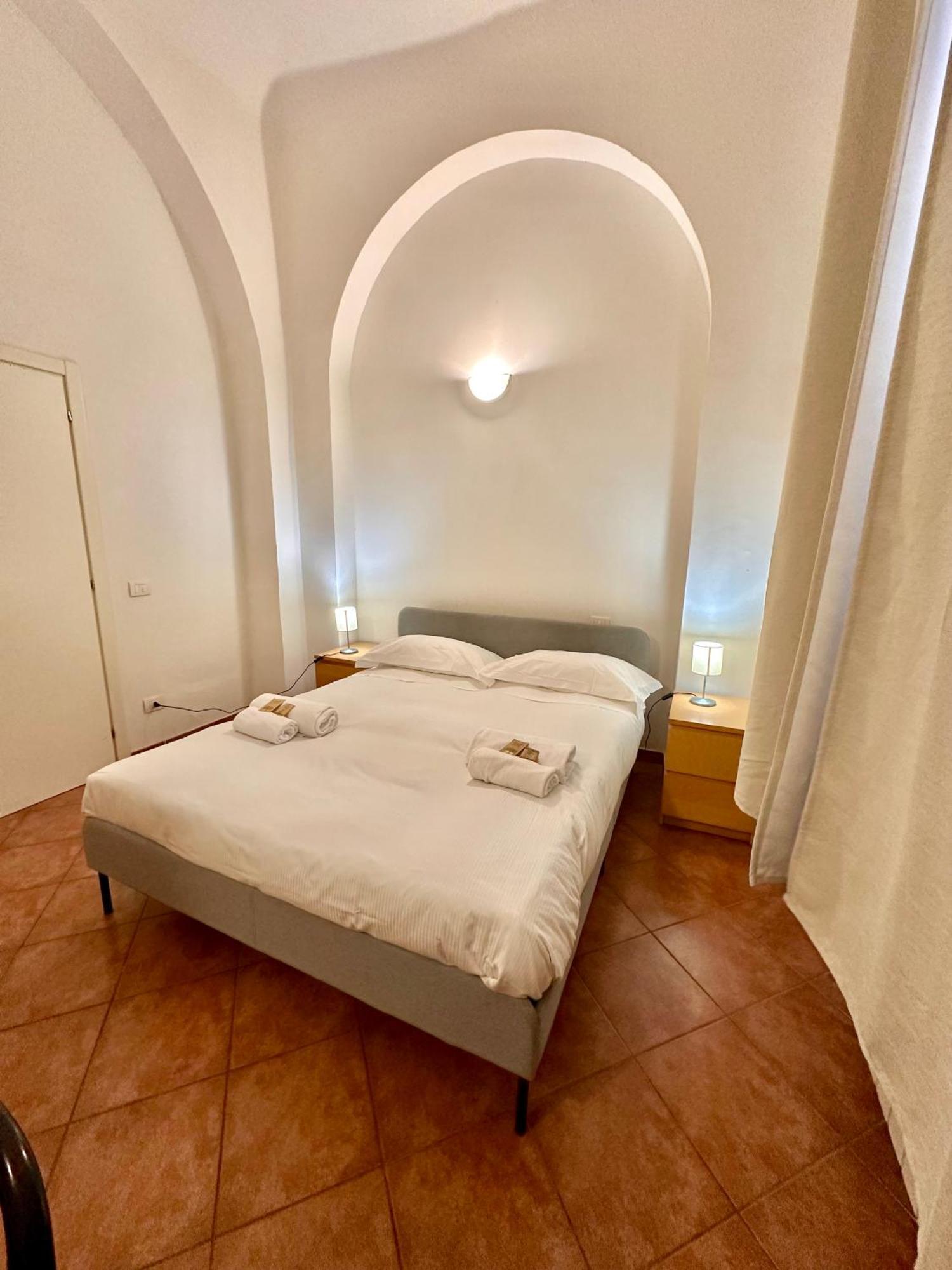 A Due Passi Dall'accademia Apartment