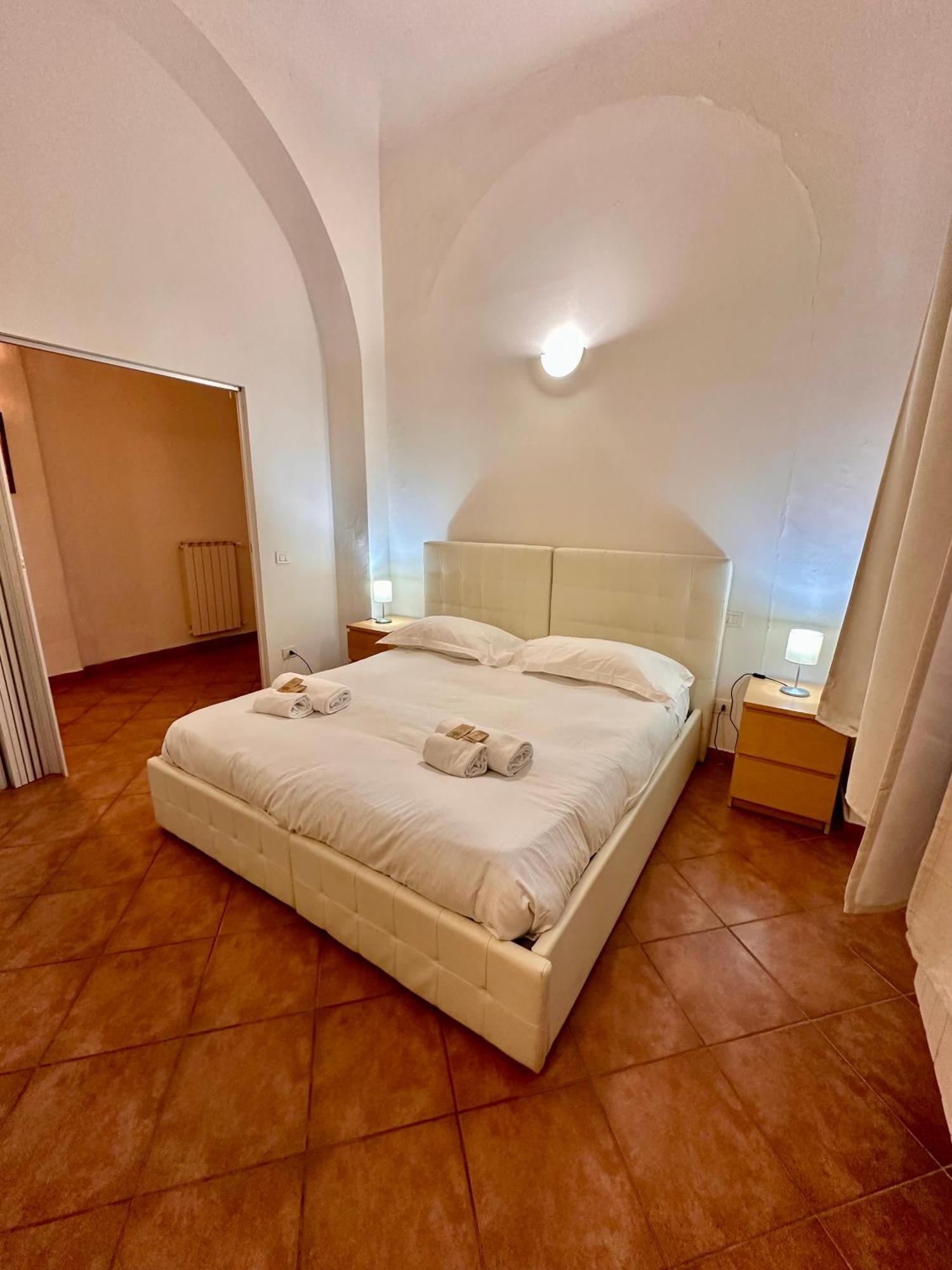 A Due Passi Dall'accademia Apartment Florence