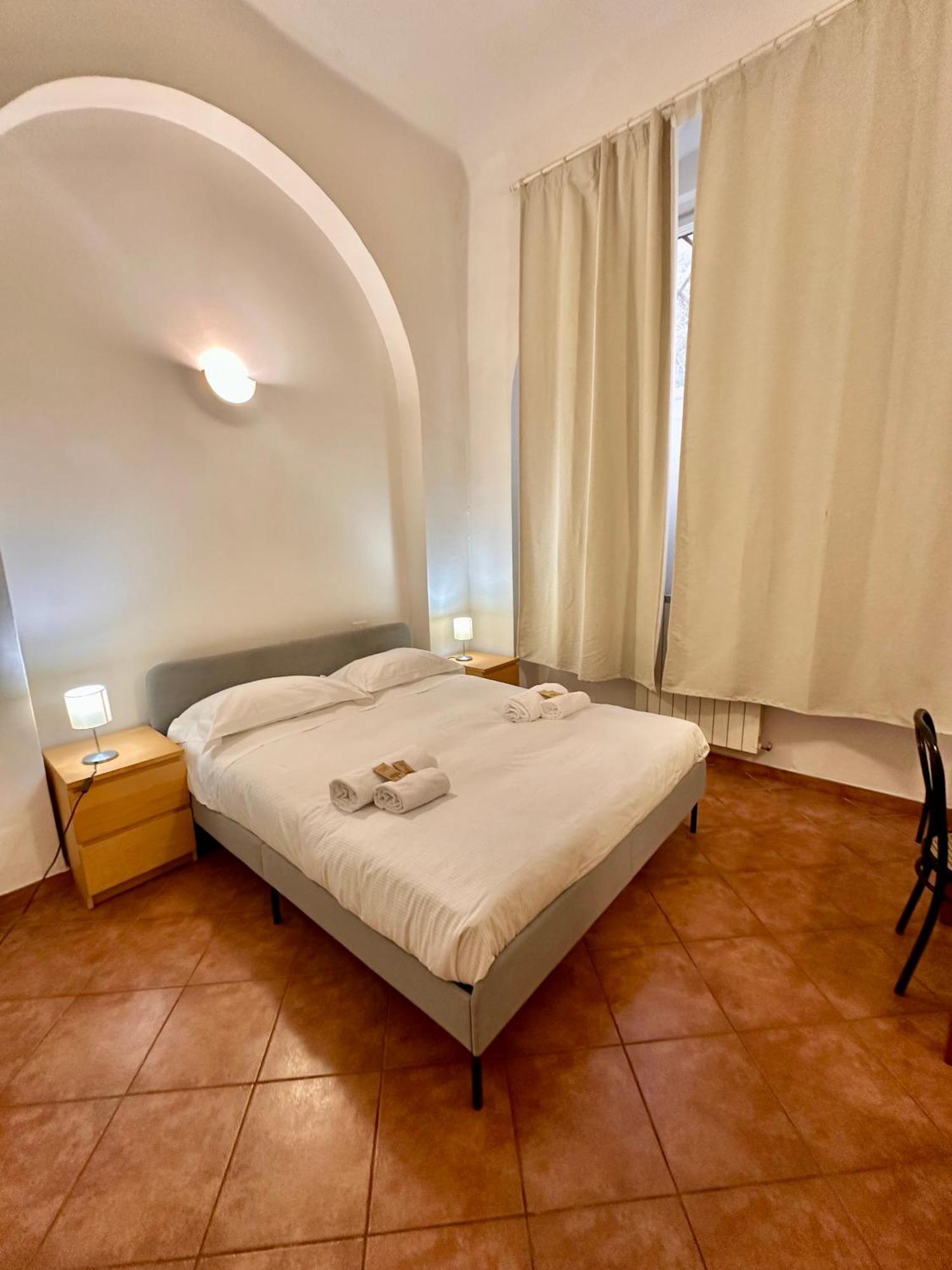 Apartment A Due Passi Dall'accademia *