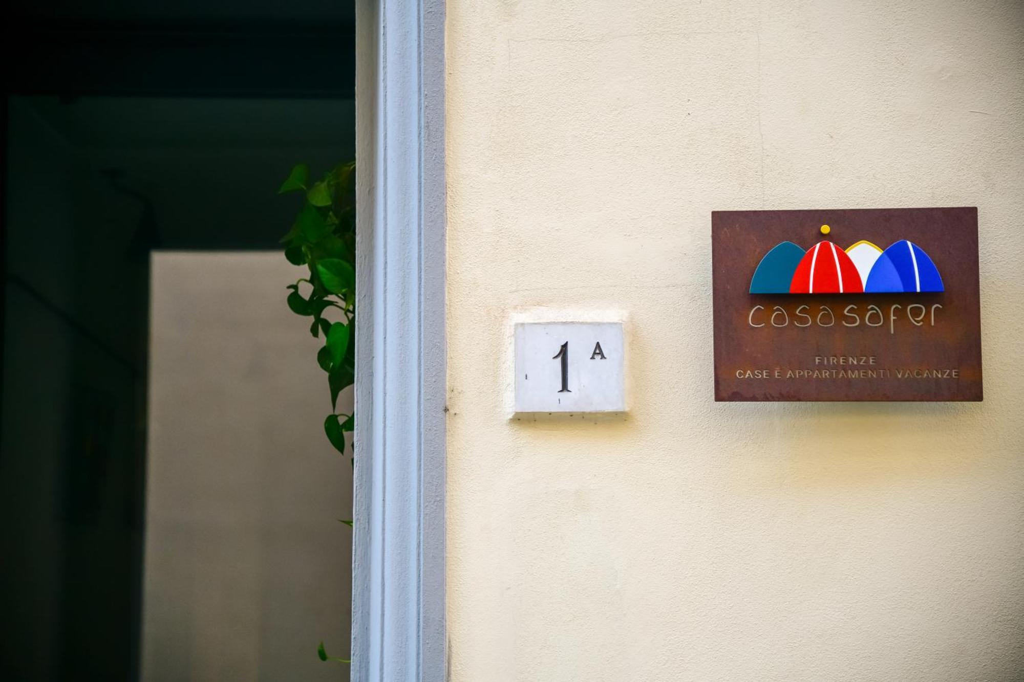 Casa S A F E R Apartment