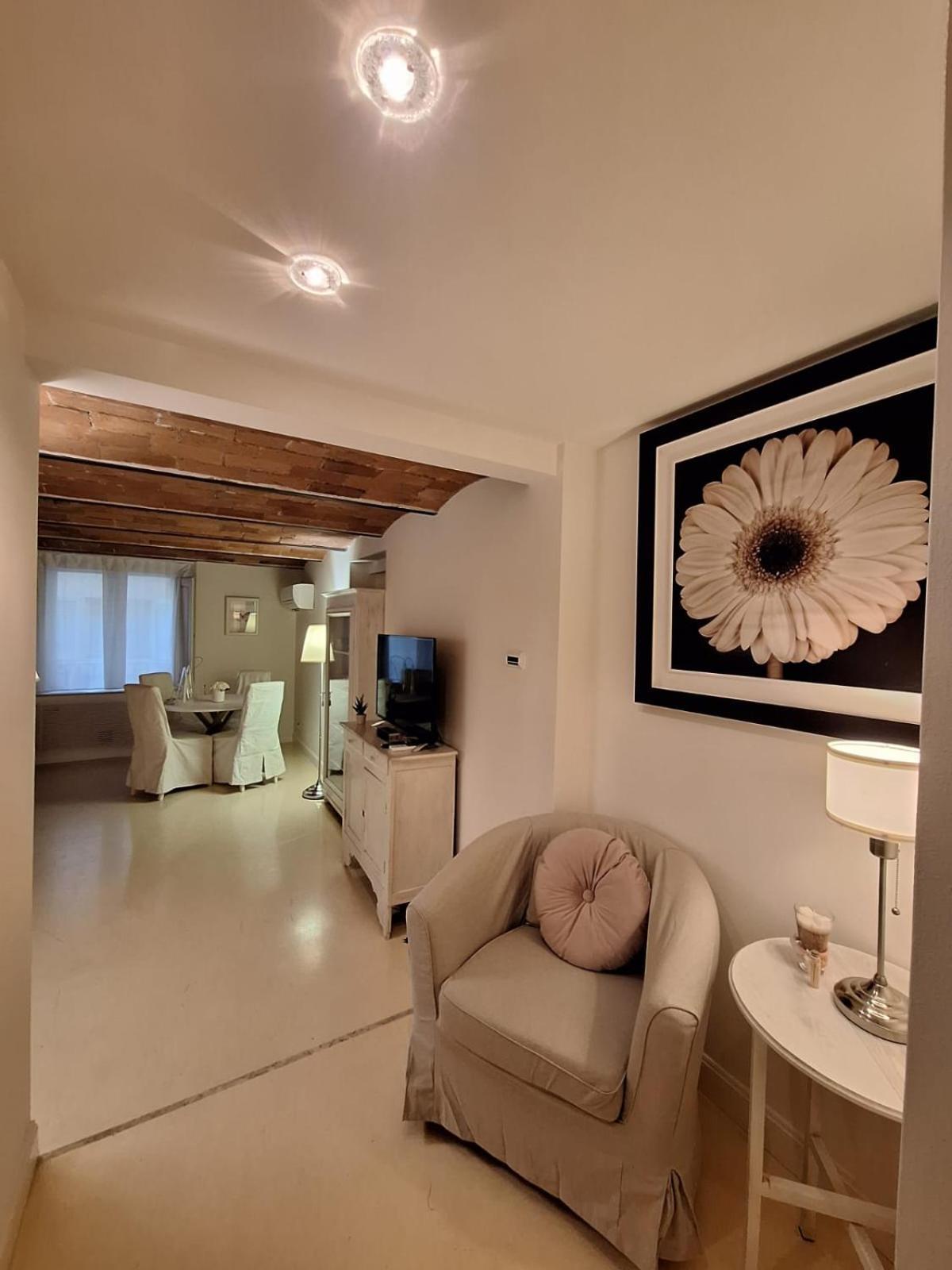 Apartment Cozy & Charming Florentine Hideaway *