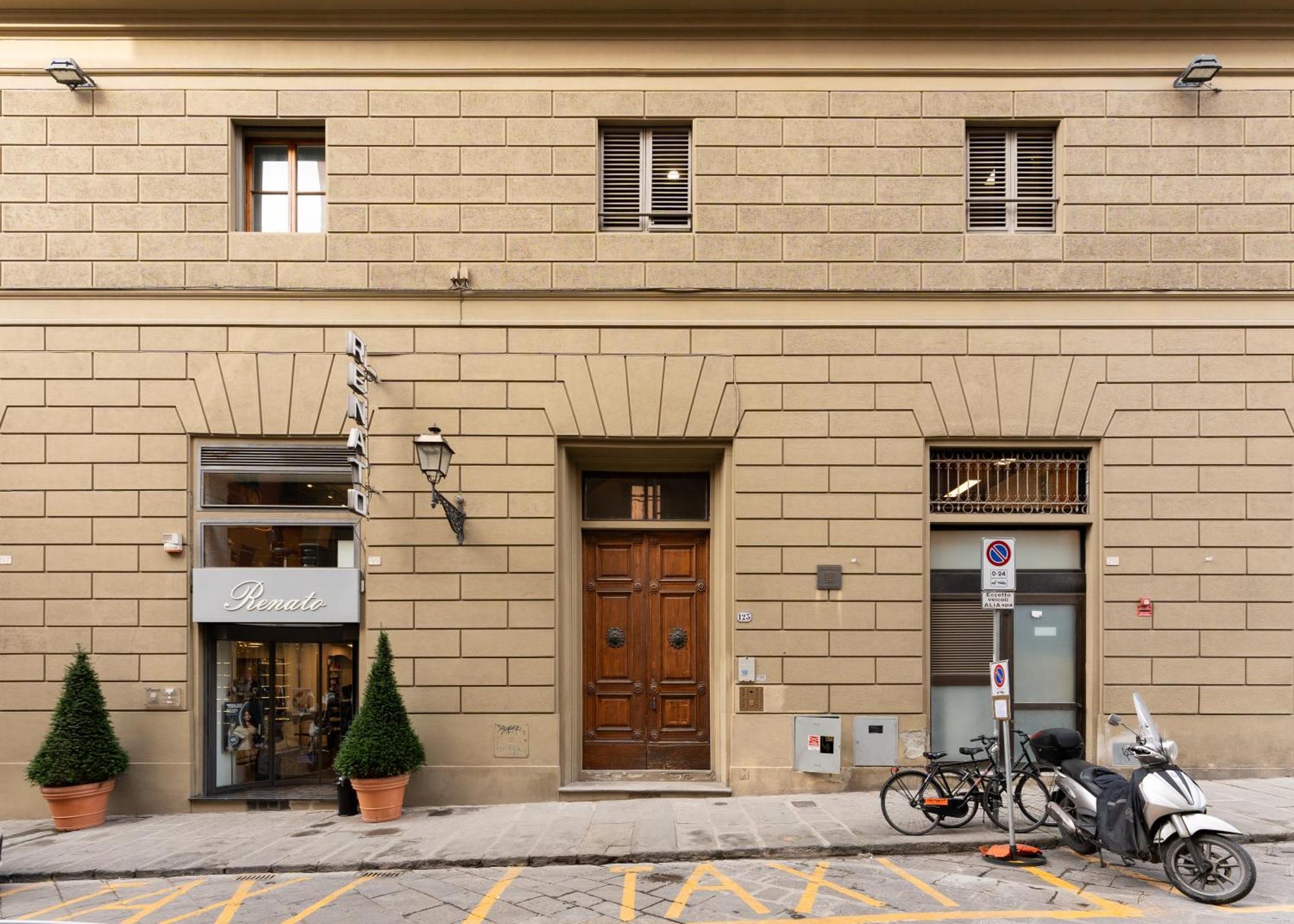 Appartement Via San Gallo 123 - Charming - Jungle House In Center Florence