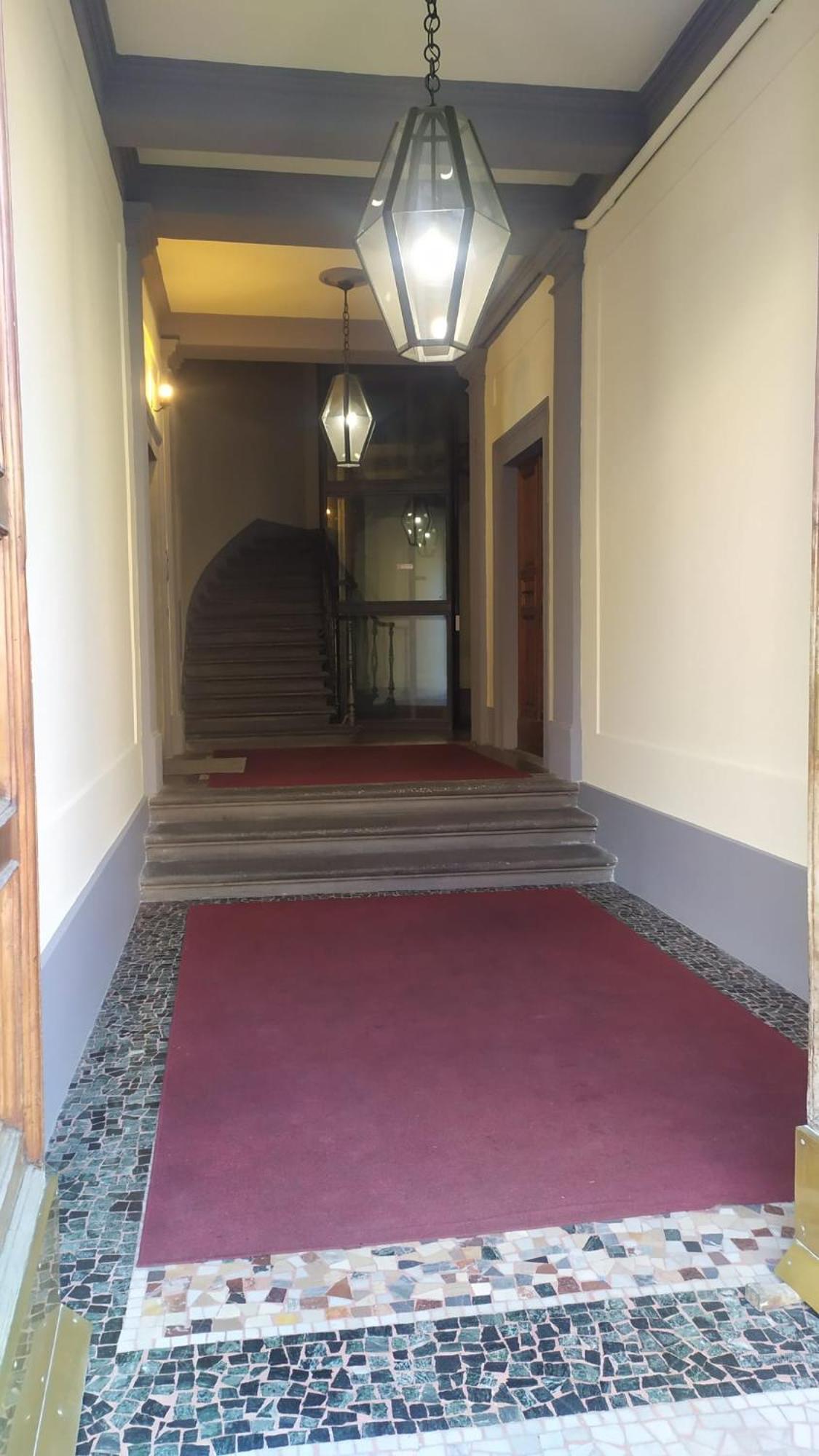 Porta Coi Sassi *