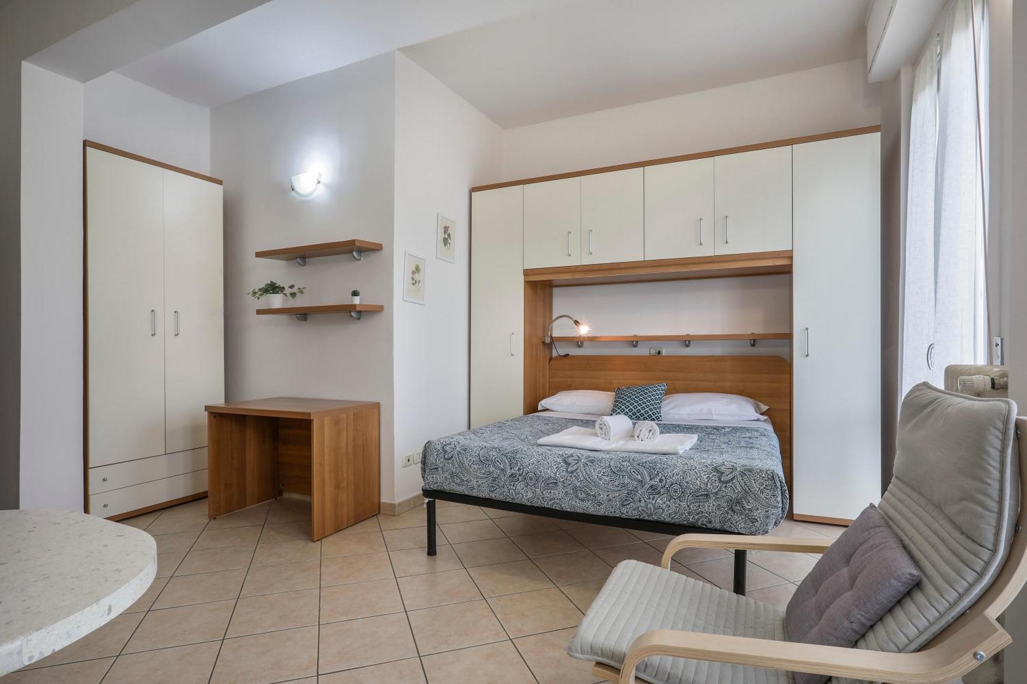 Iside - Sweet Dreams In Apartment Florence