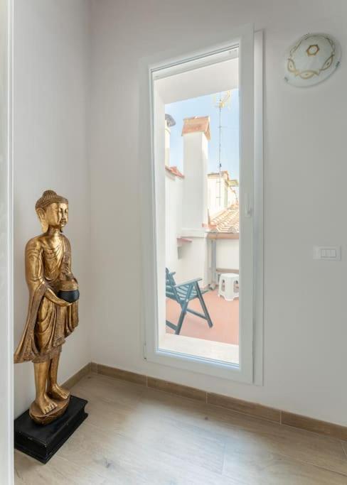 Keys Of Italy - Maytreya - Albero 2 - Train Station Two Bedroom Flat 2nd Floor Apartment Florence