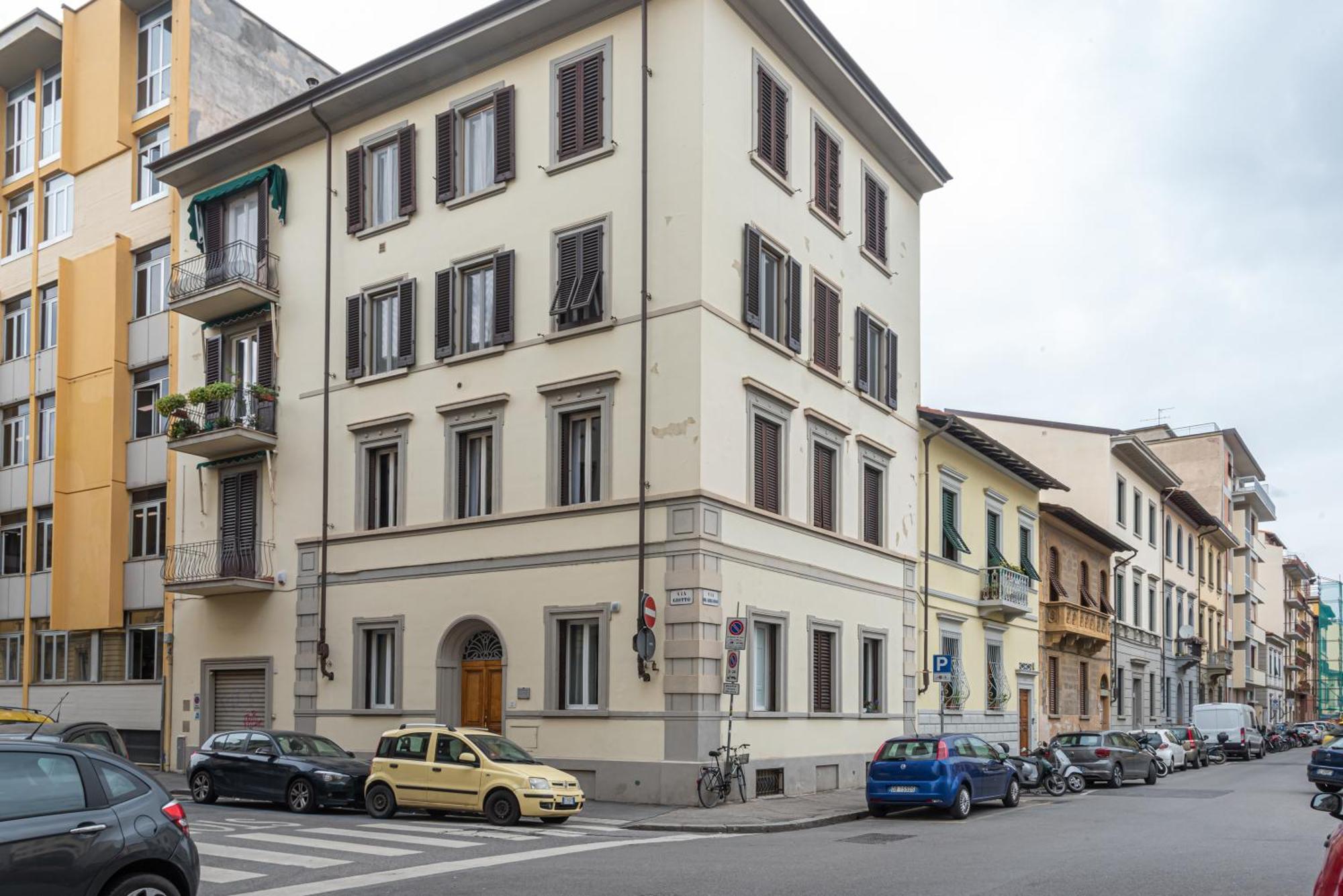 Giotto Palace Apartment Florence