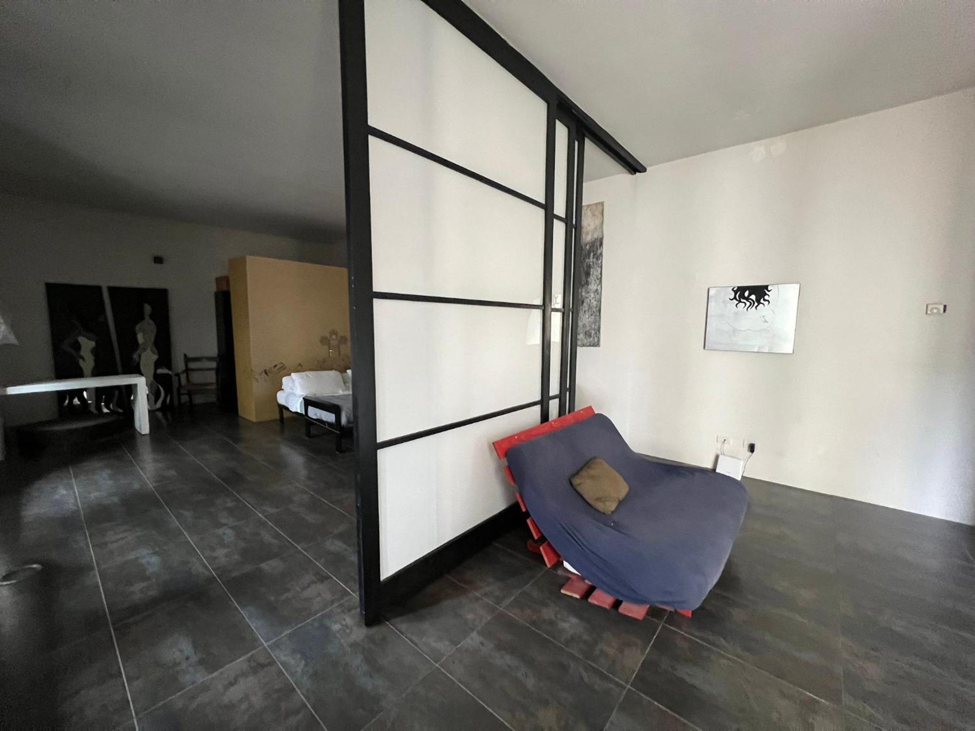 Silvia's Artist Loft Apartment Florence