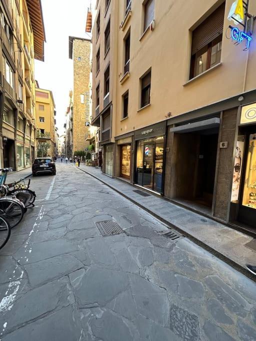 Ponte Vecchio View By Florencehospitality Com Appartement Florence