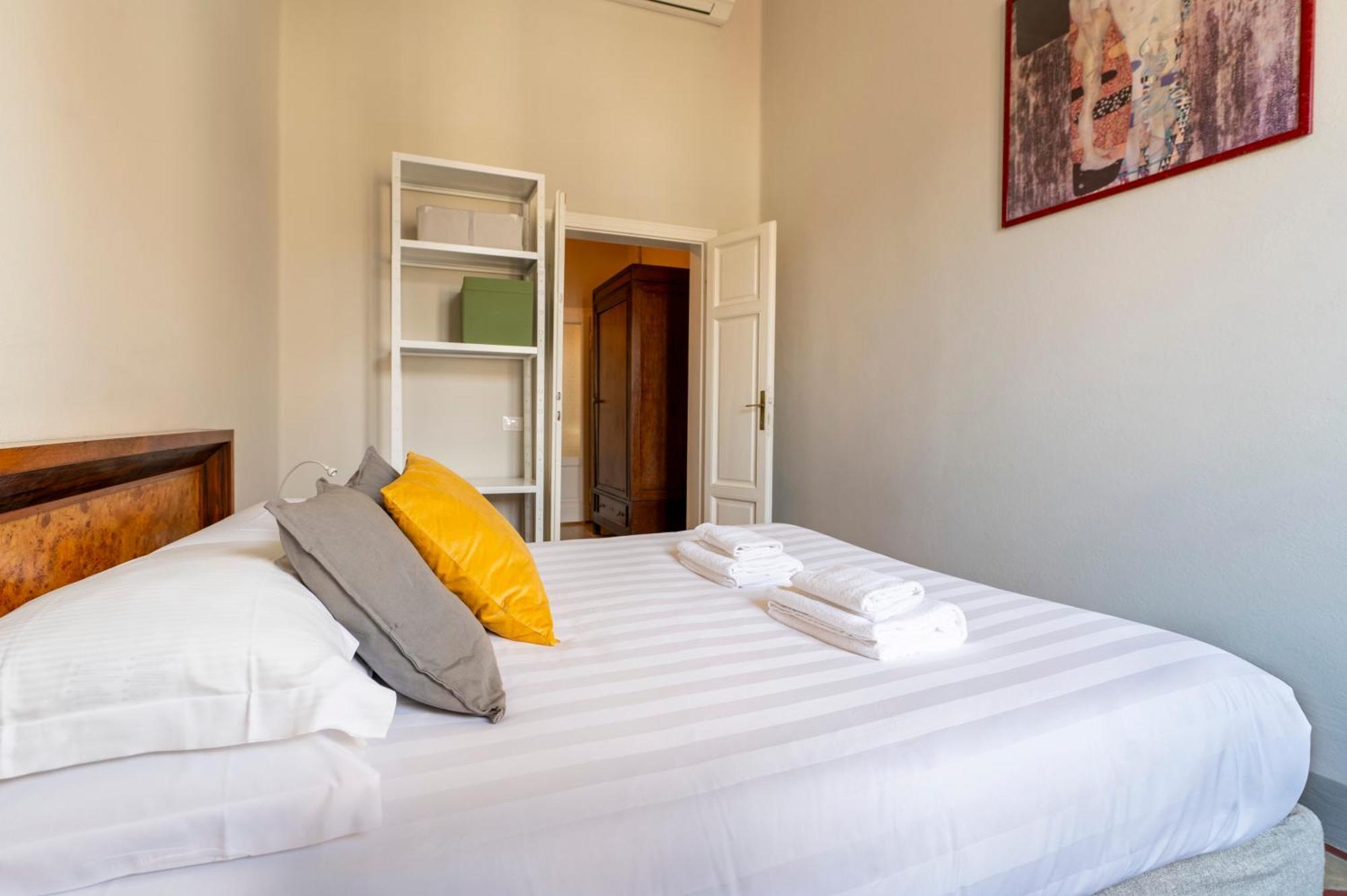 Anna - 4 Camere, Bagni Privati E Giardino * Florence