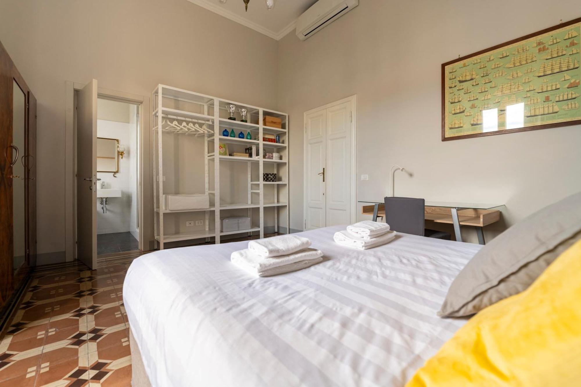 Anna - 4 Camere, Bagni Privati E Giardino Florence