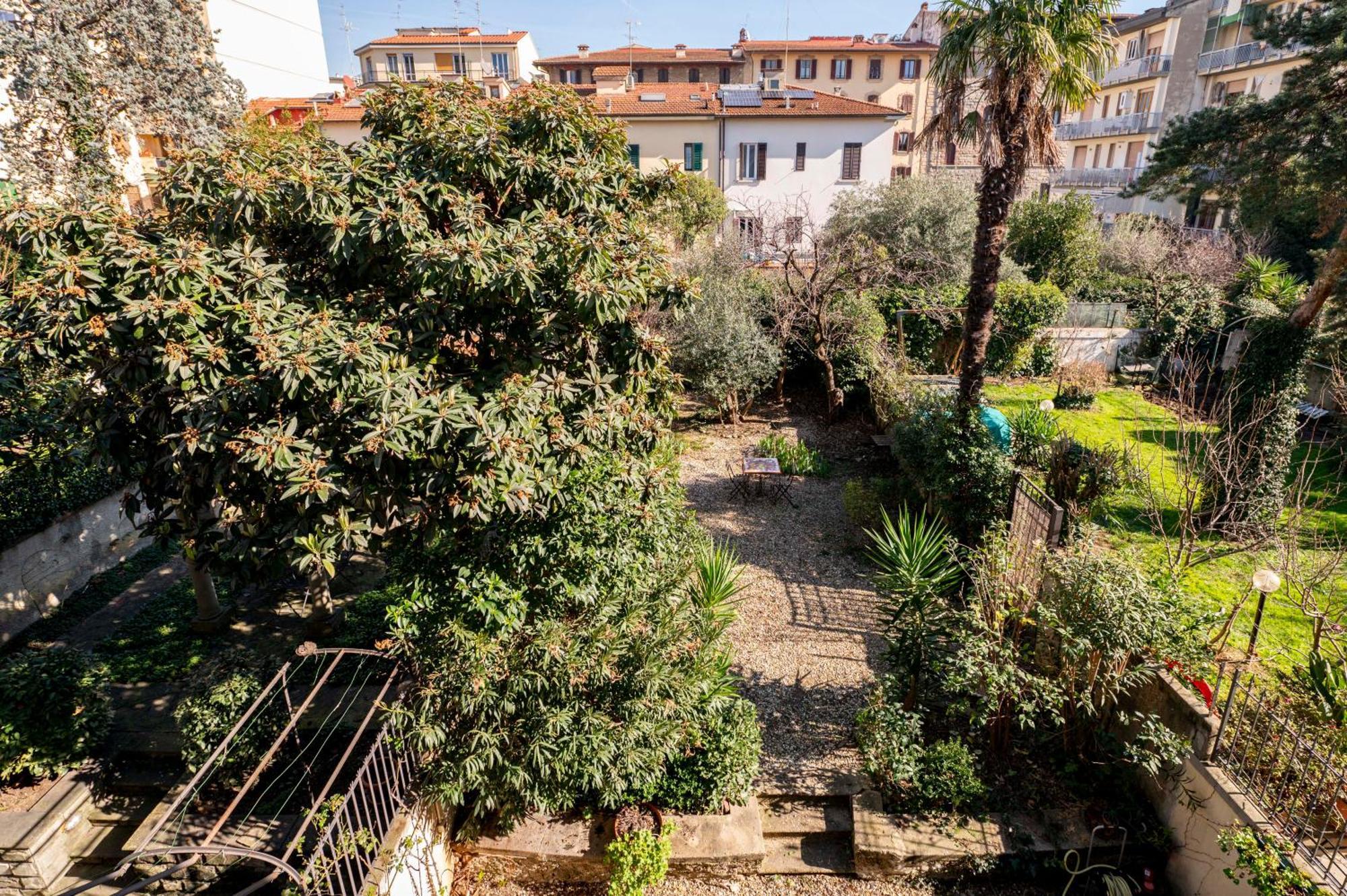 Anna - 4 Camere, Bagni Privati E Giardino Florence