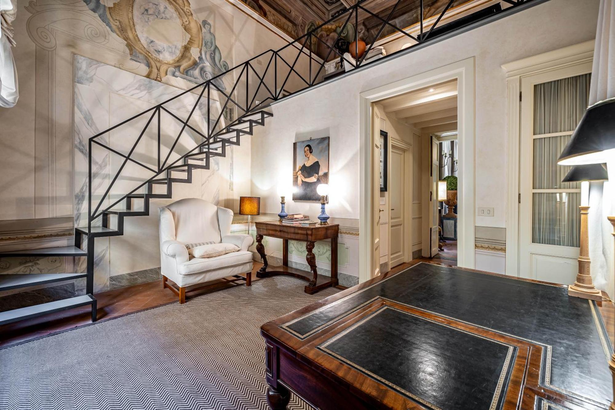 Yid Bargello Luxury Florence