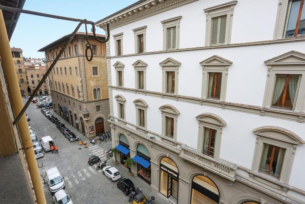 Casa Strozzi - * Florence