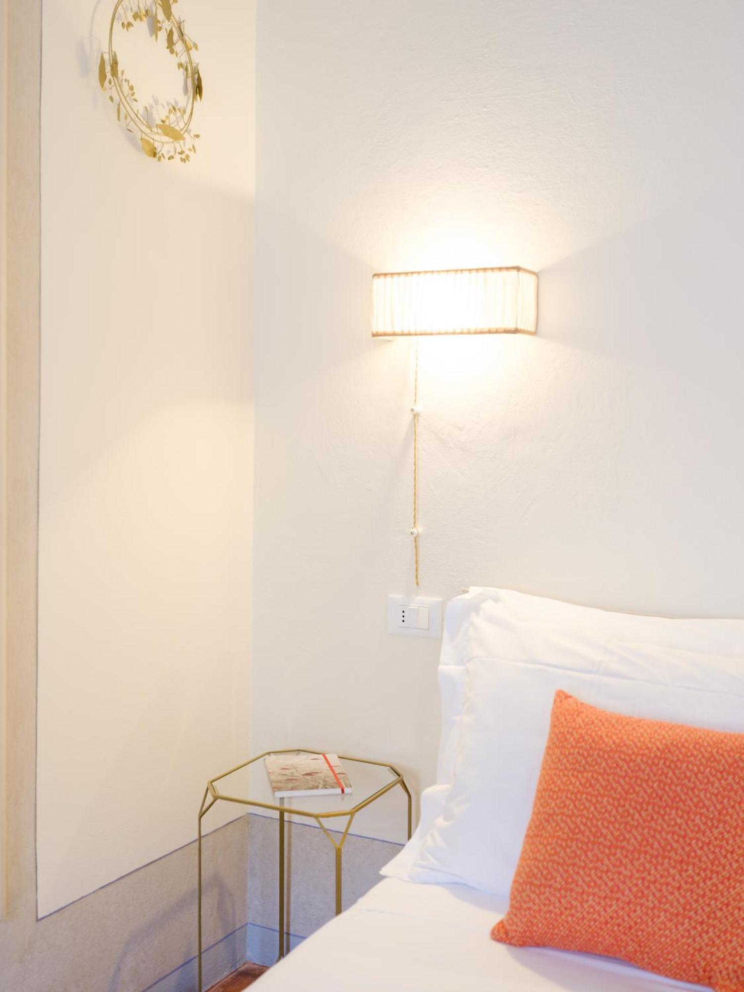 La Mezzina - Unique Design And Crafted Lifestyle Apartment Florence