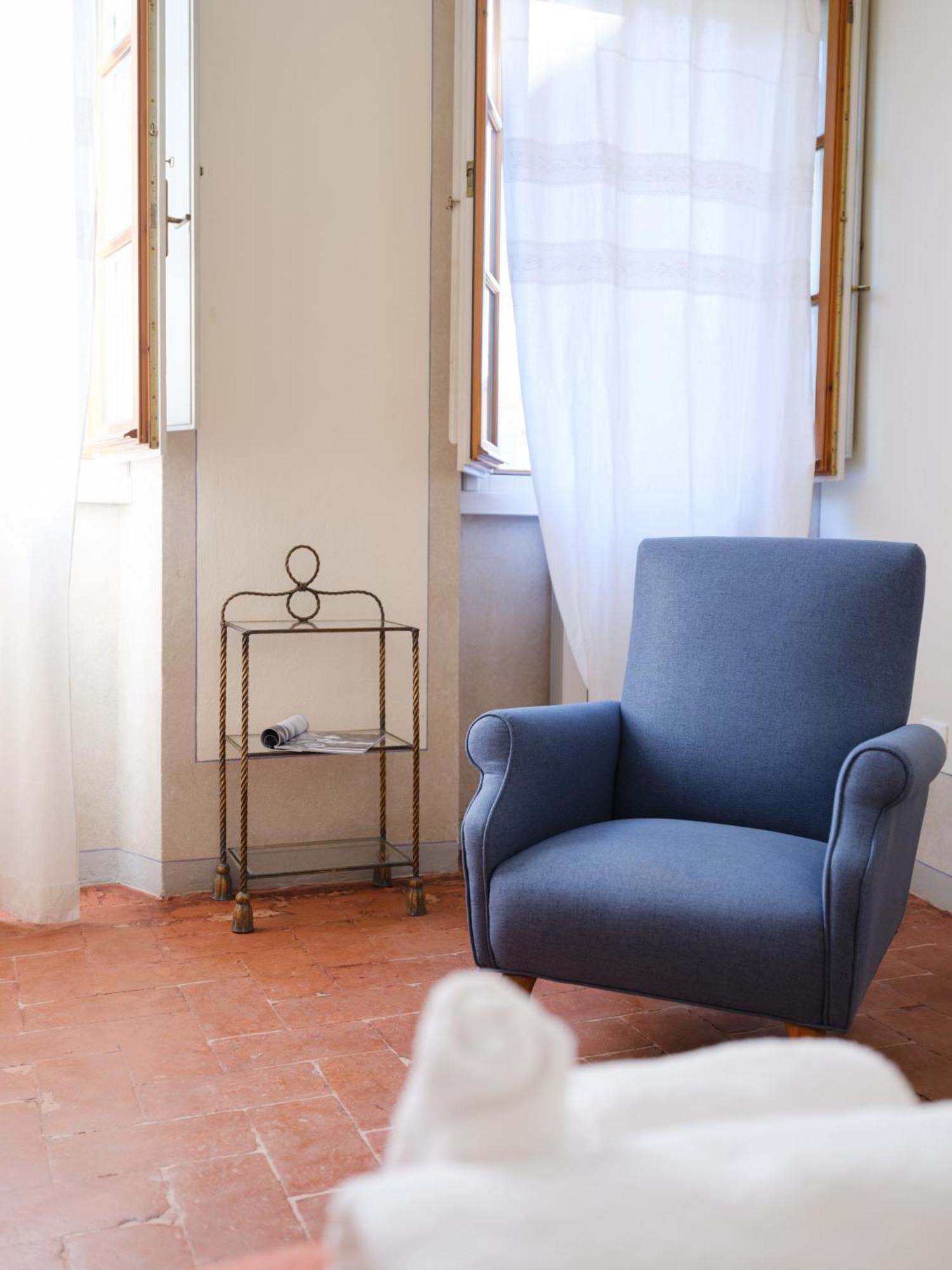 La Mezzina - Unique Design And Crafted Lifestyle Florence