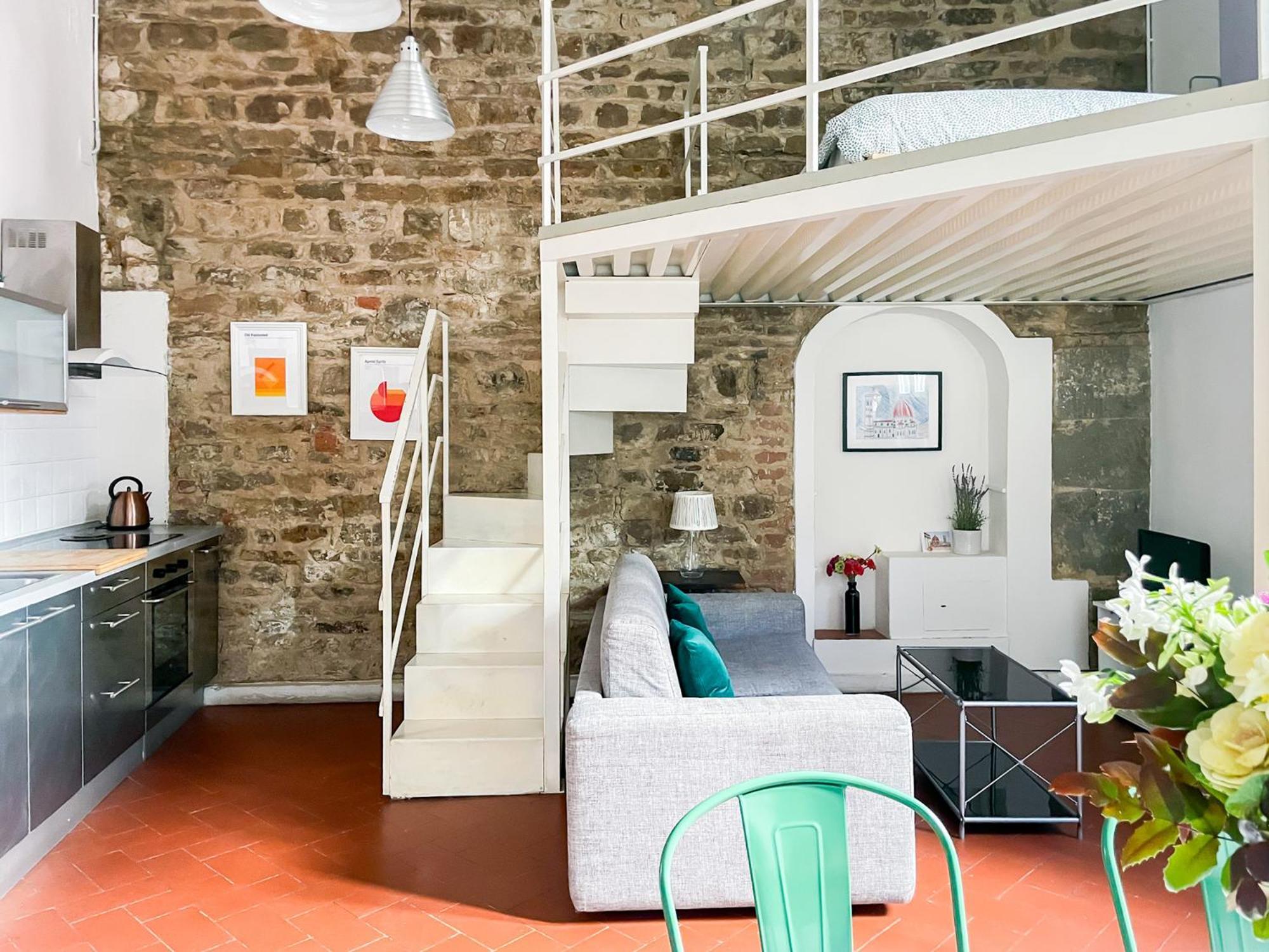 Lovely Near Piazza Della Signoria Apartment