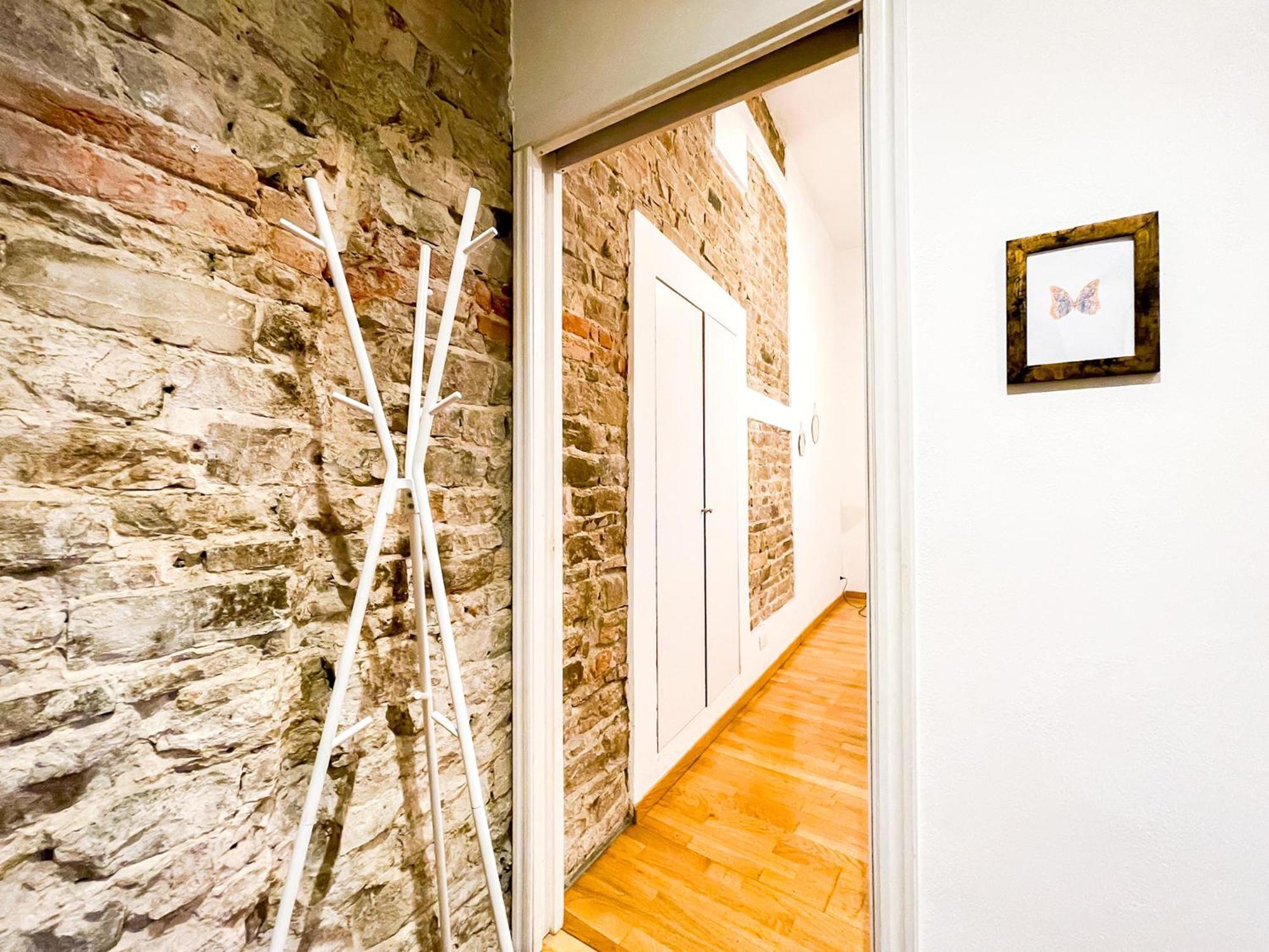 Lovely Near Piazza Della Signoria Apartment
