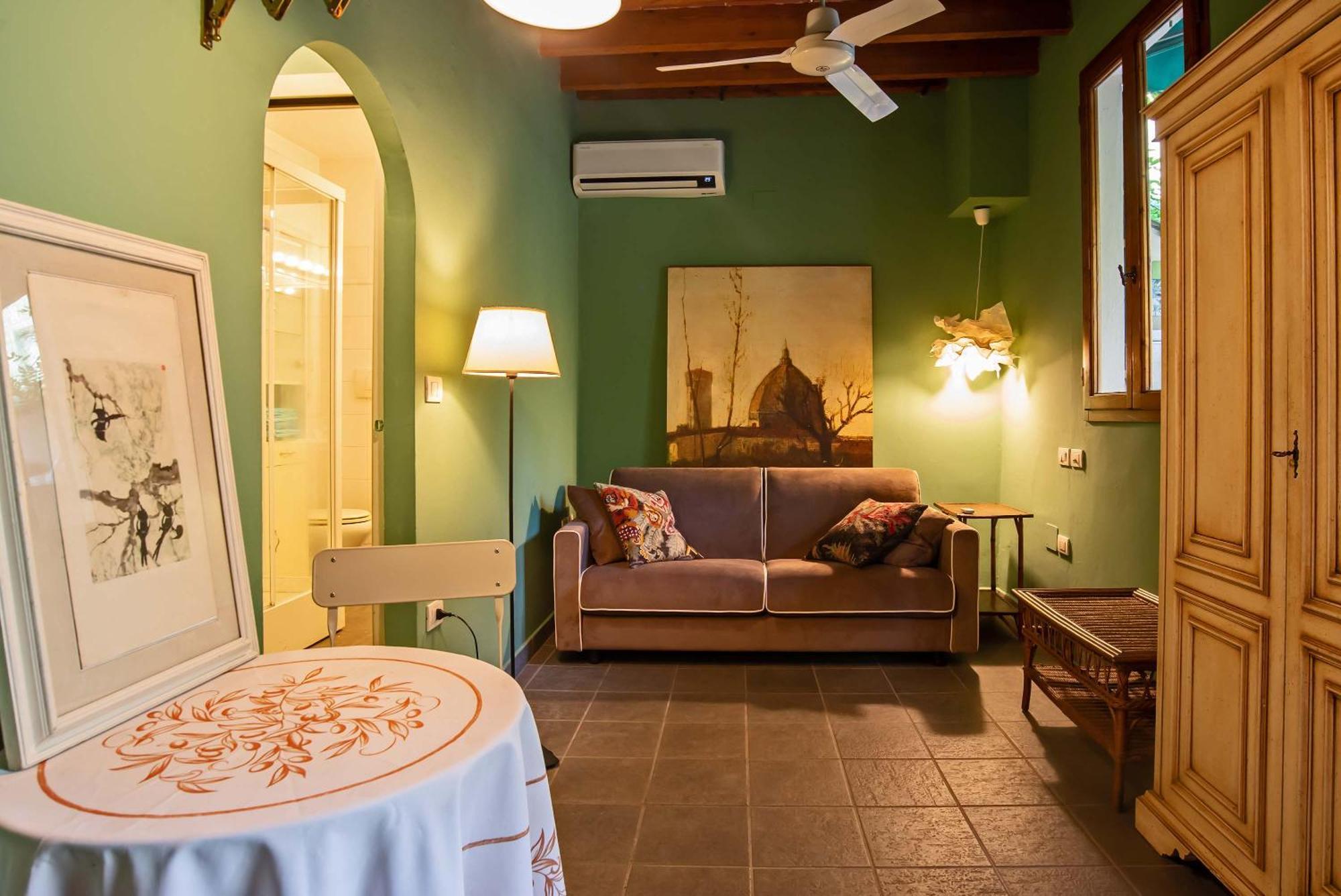 Loft With Terrace At Boboli Garden Apartment