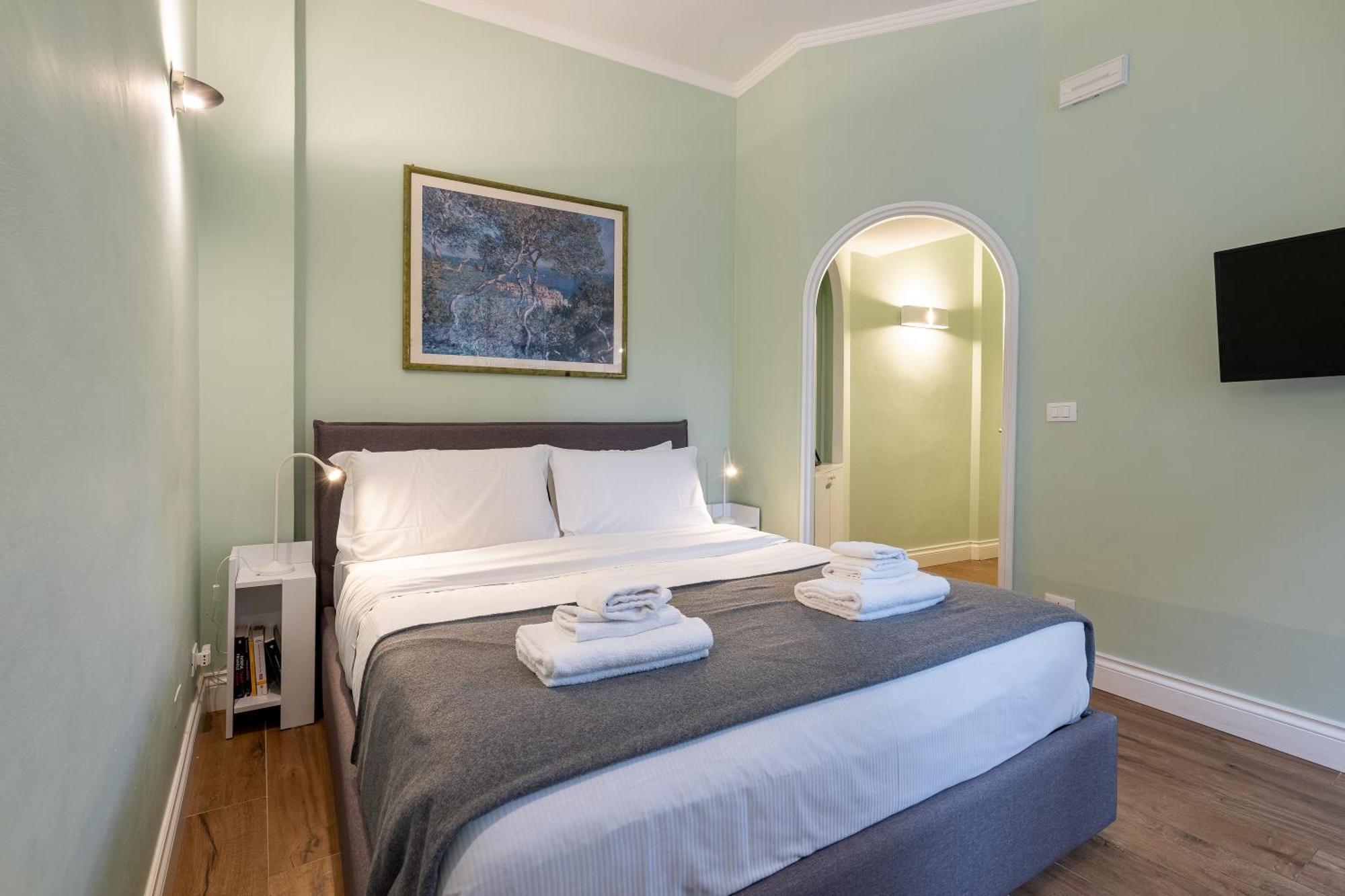 The Tiny Barbadori Apartment Florence