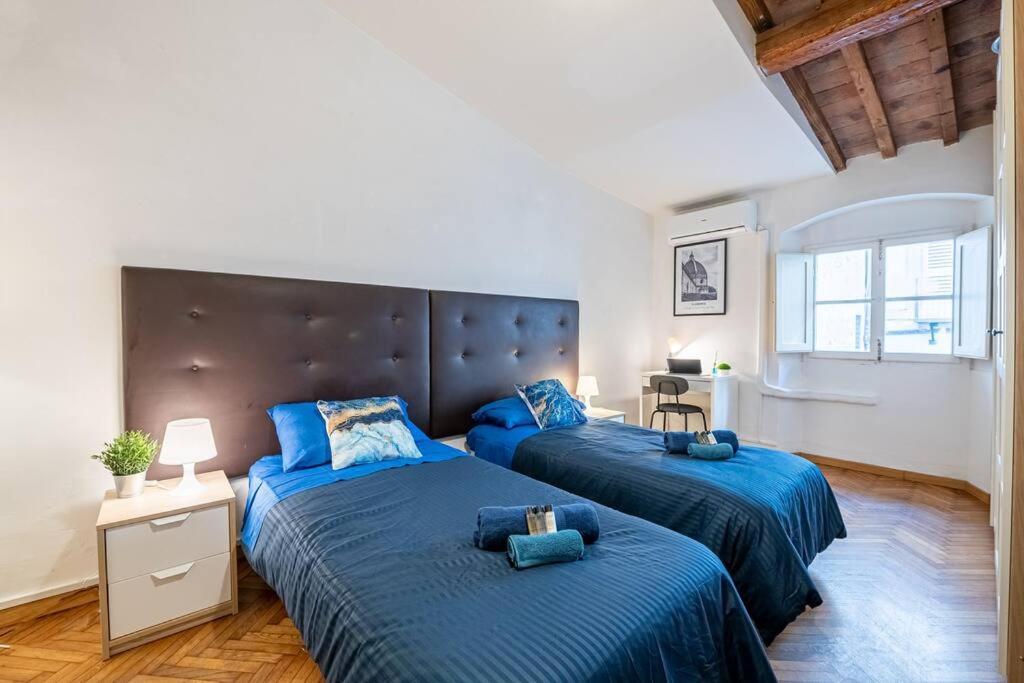 Apartment Minutes From Ponte Vecchio Old Town Florence