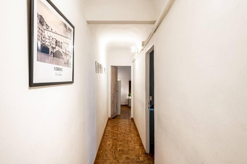 Apartment Minutes From Ponte Vecchio Old Town Florence