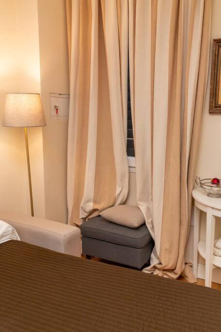 Cozy Santa Maria Novella Uffizi Duomo 2beds-2baths Appartement