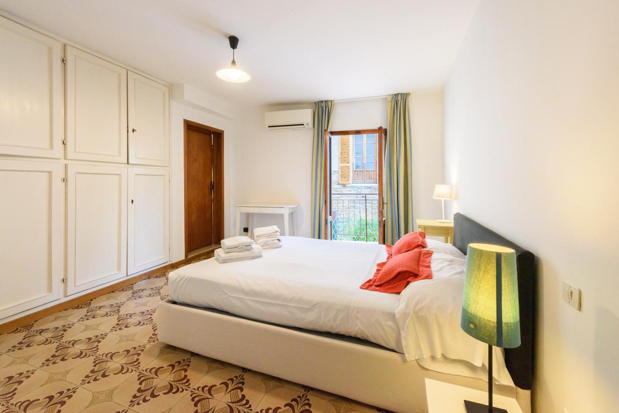 Classic Toscanella By Mmega Apartment