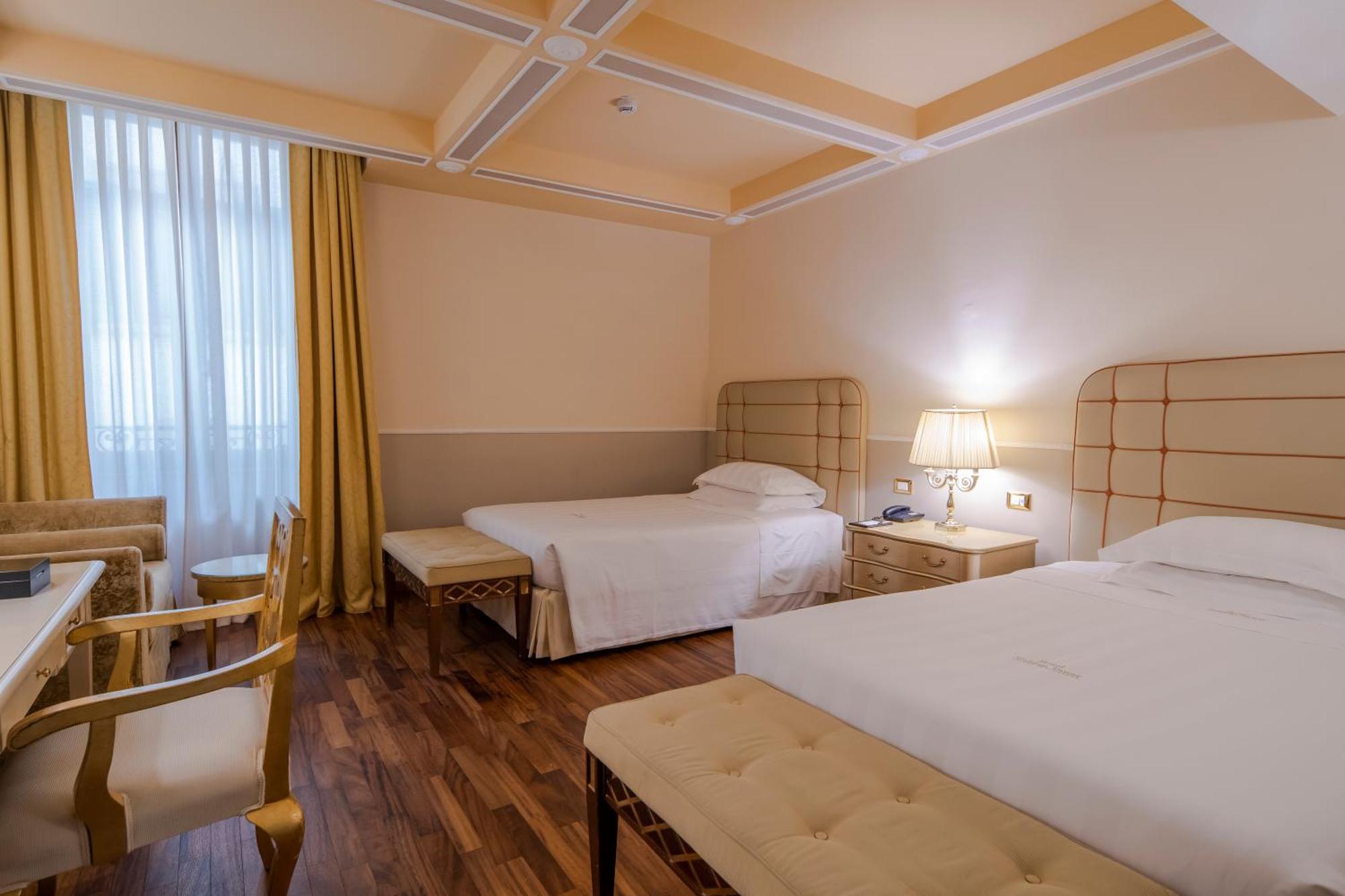 Golden Tower & Hotel 5*