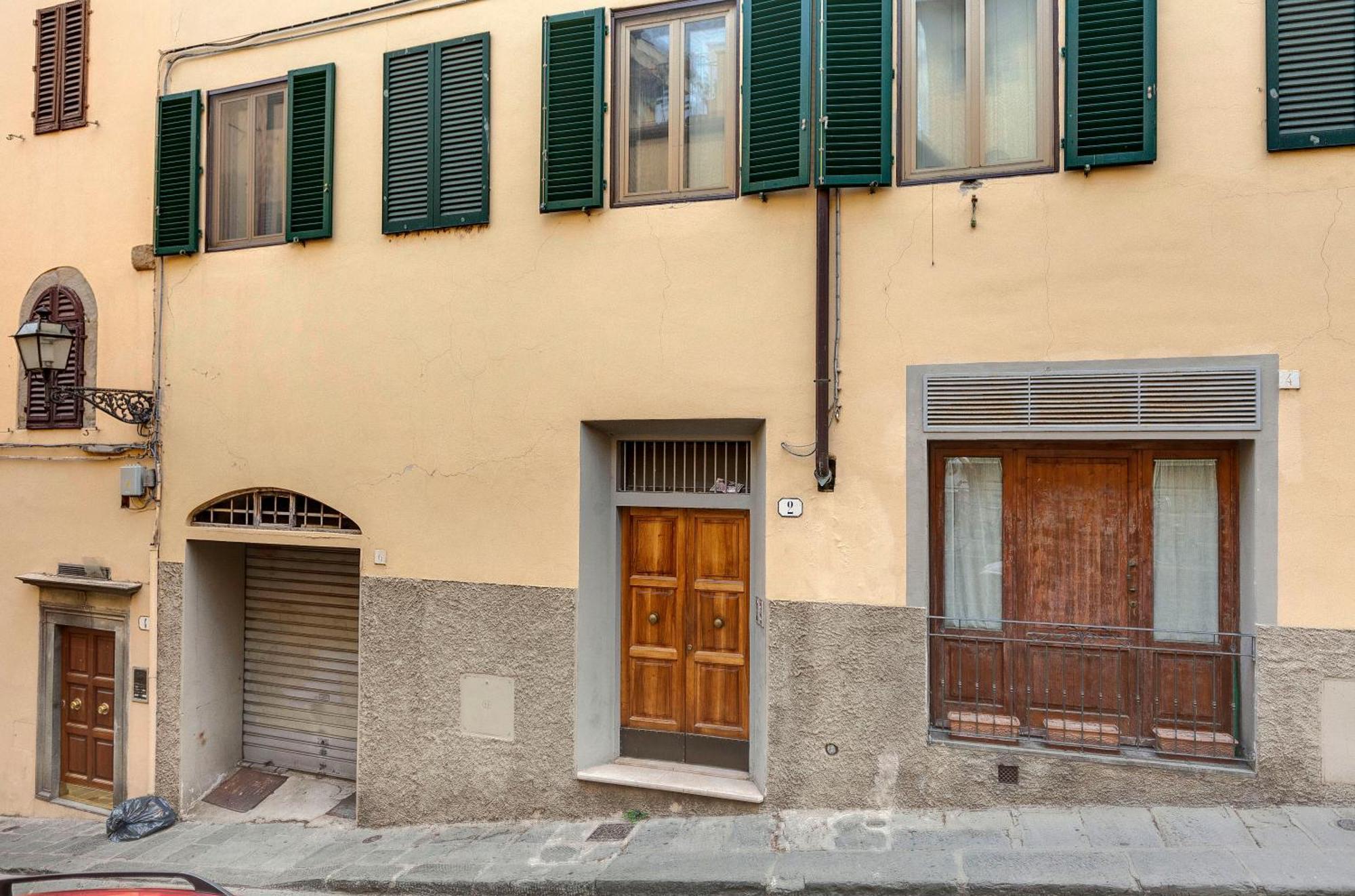 Magnoli 2 D Apartment