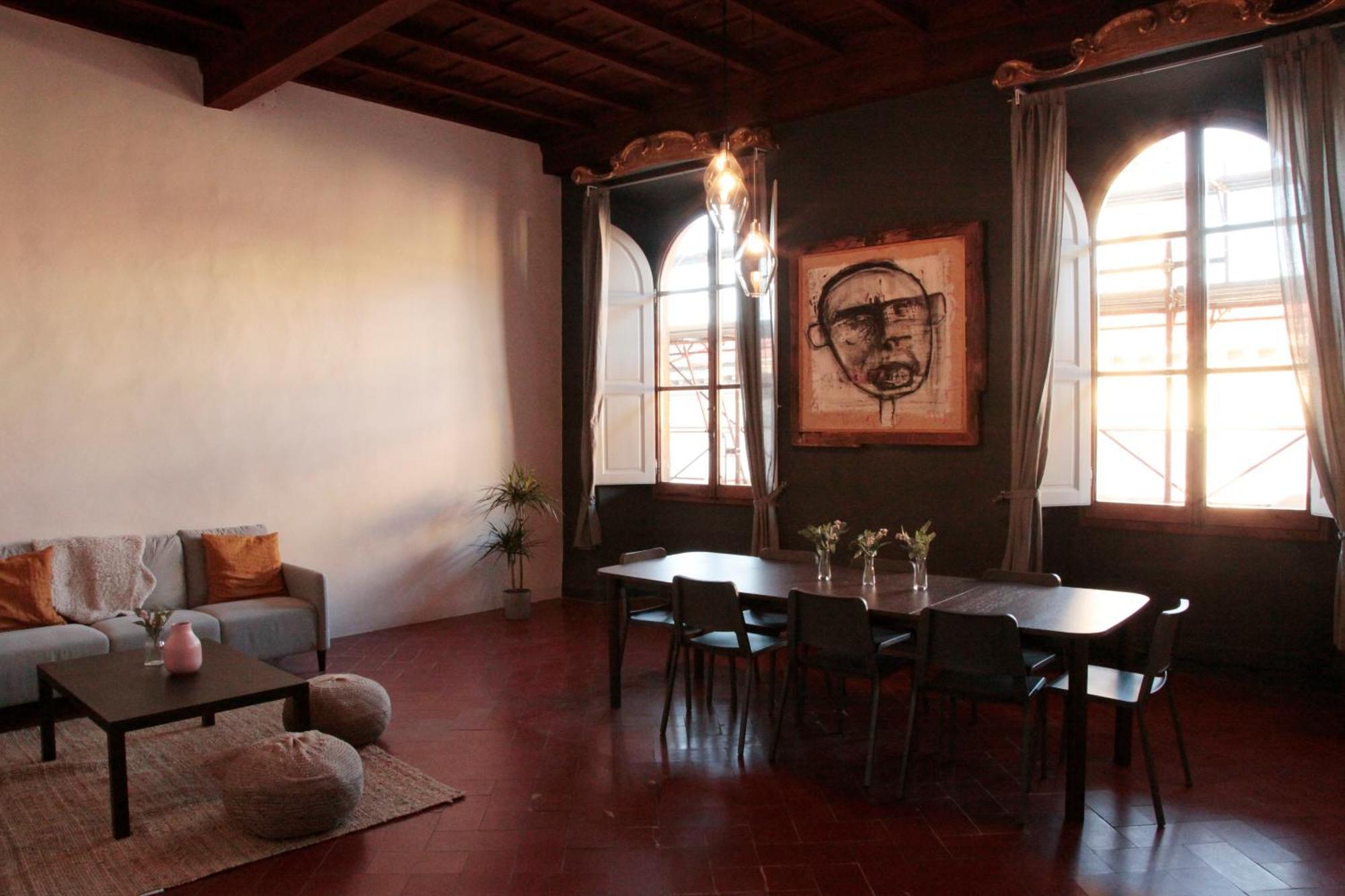 Vecchietti 6 Apartment