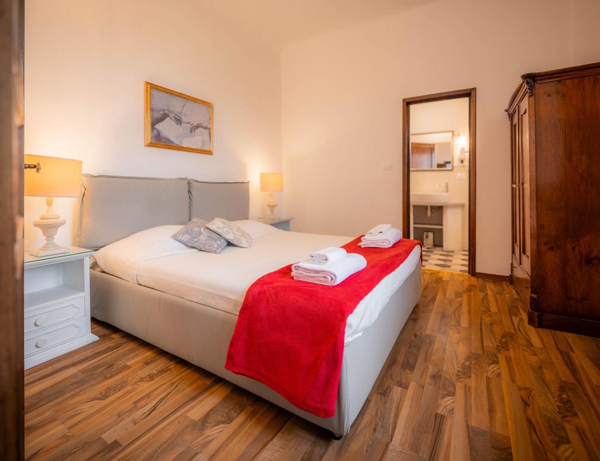 Guest house Novella House 2*