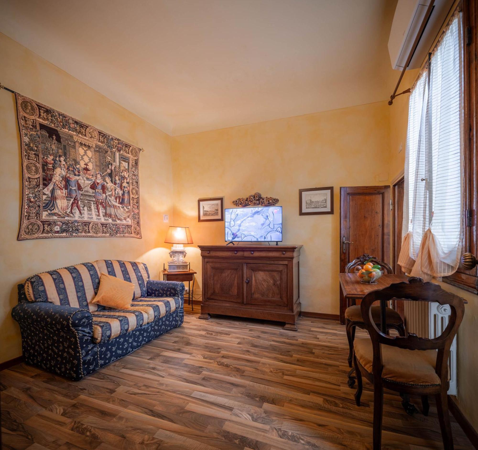 Novella House 2* Florence