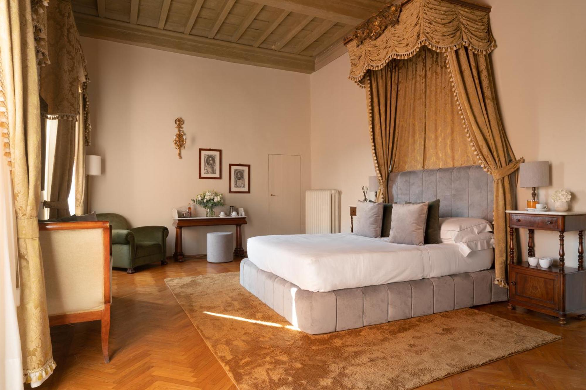 Loggiato Dei Serviti Hotel Florence