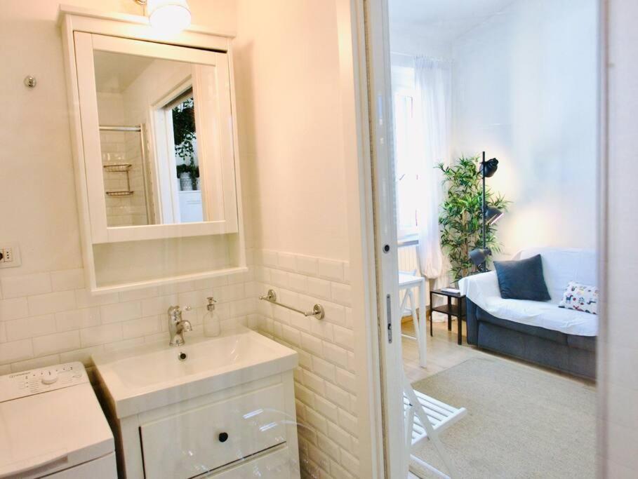 Bright Flat In Oltrarno * Florence