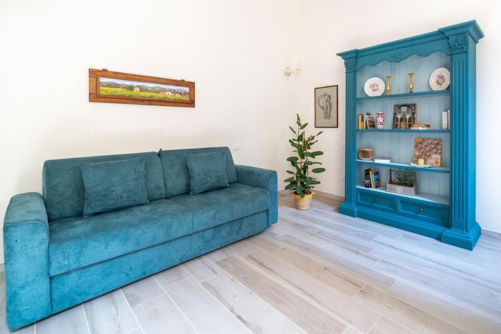 Apartment Casa Lorenzo With A Quiet Tiny Patio *