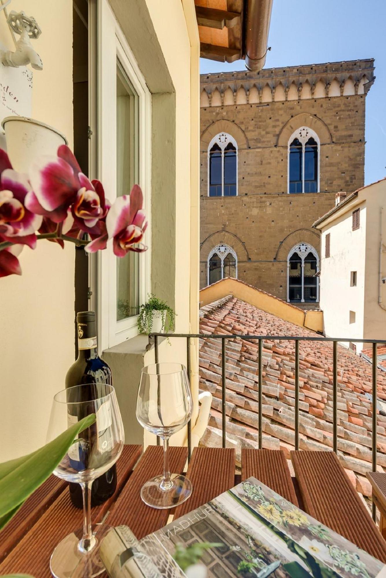 - Cimatori Balcony * Florence