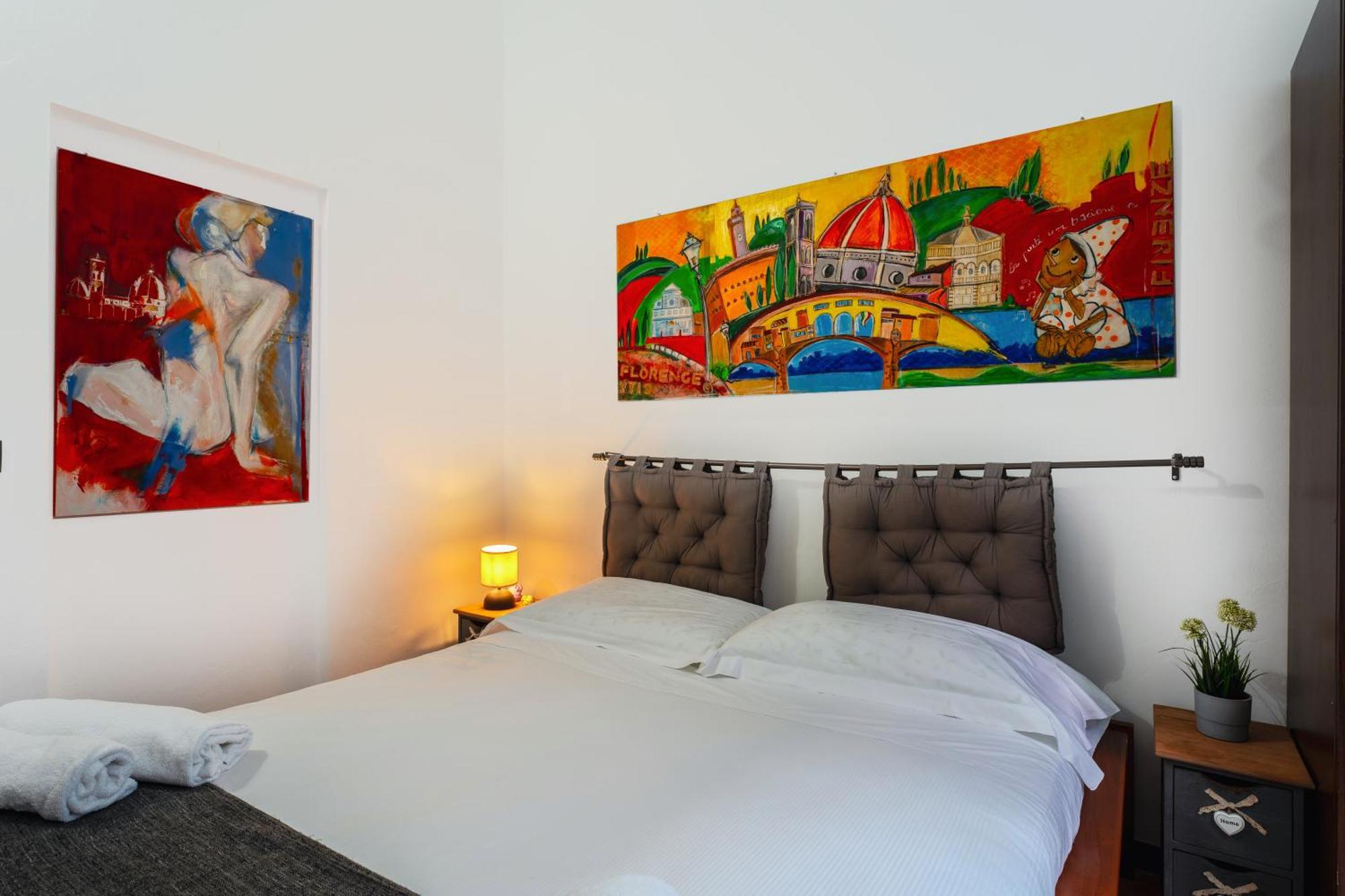 Santa Croce 23, Solo 8 Minuti Dal Duomo Apartment *