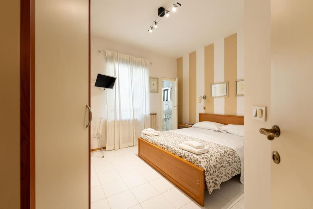 Apartment Keys Of Italy - Ghib 80 Tot - Ampia E Comoda Casa In Ghibellina Florence