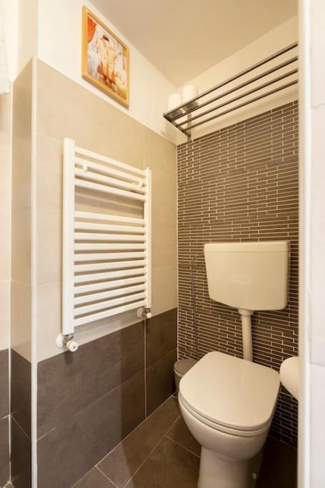 Macci-sant' Ambrogio One Bedroom Flat Appartement *
